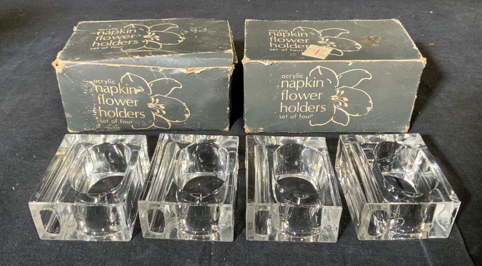 Set 8 Acrylic Napkin Flower Holders (1 of 4)