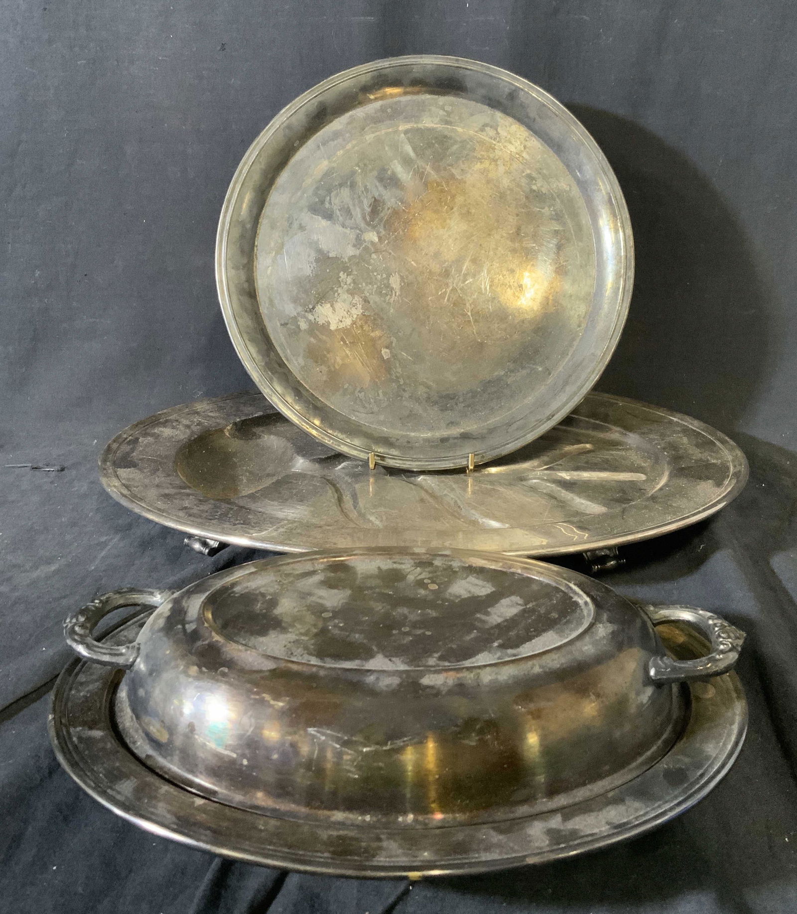 Lot of 3 Silver Plated Serving Dish and Trays (1 of 9)