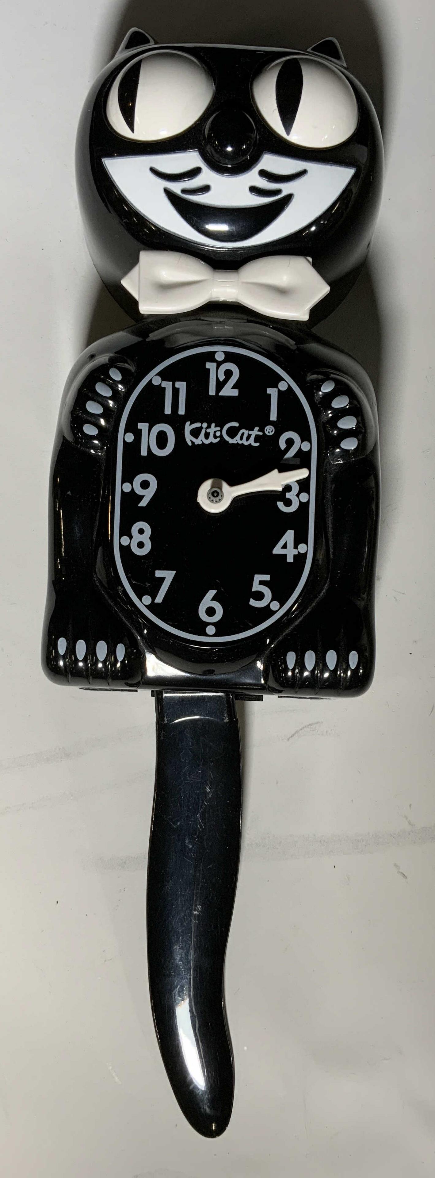 Classic Black Kit Cat Clock (1 of 5)