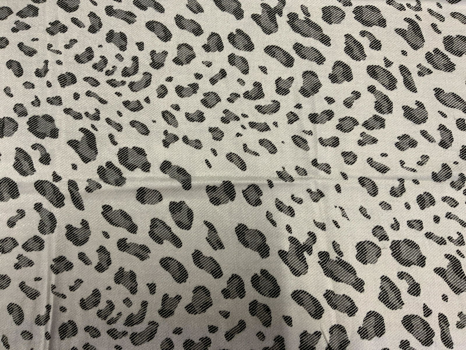 Leopard Print Scarf (1 of 4)