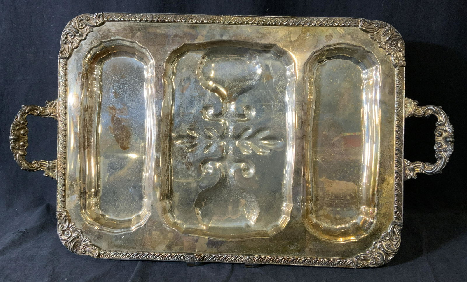 Sectioned Silver Plated Serving Tray (1 of 9)