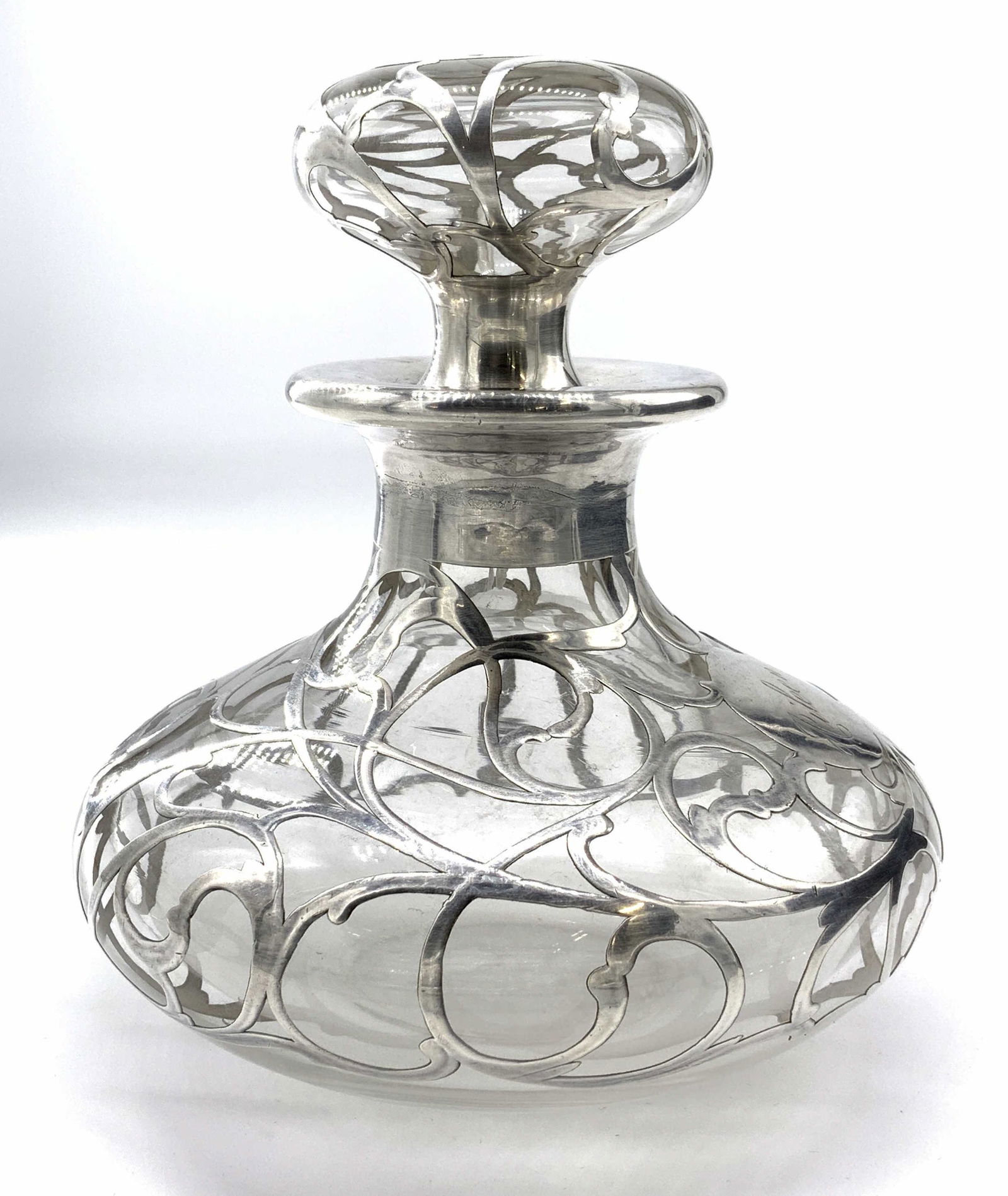Vintage Glass Perfume Bottle w Sterling Overlay (1 of 10)