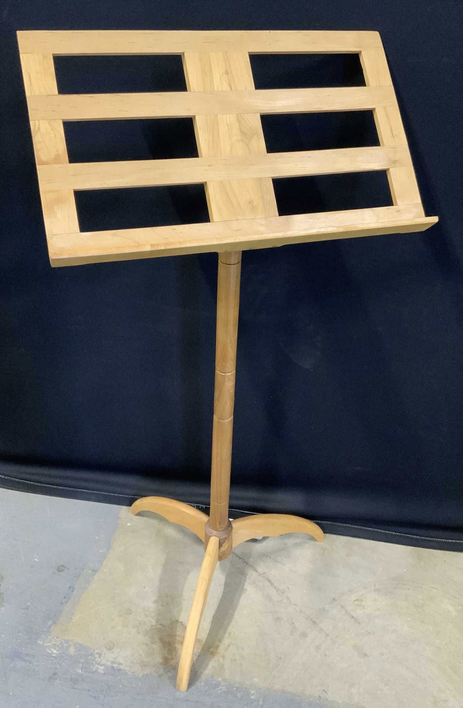 Wooden MCM Style Music Stand (1 of 10)