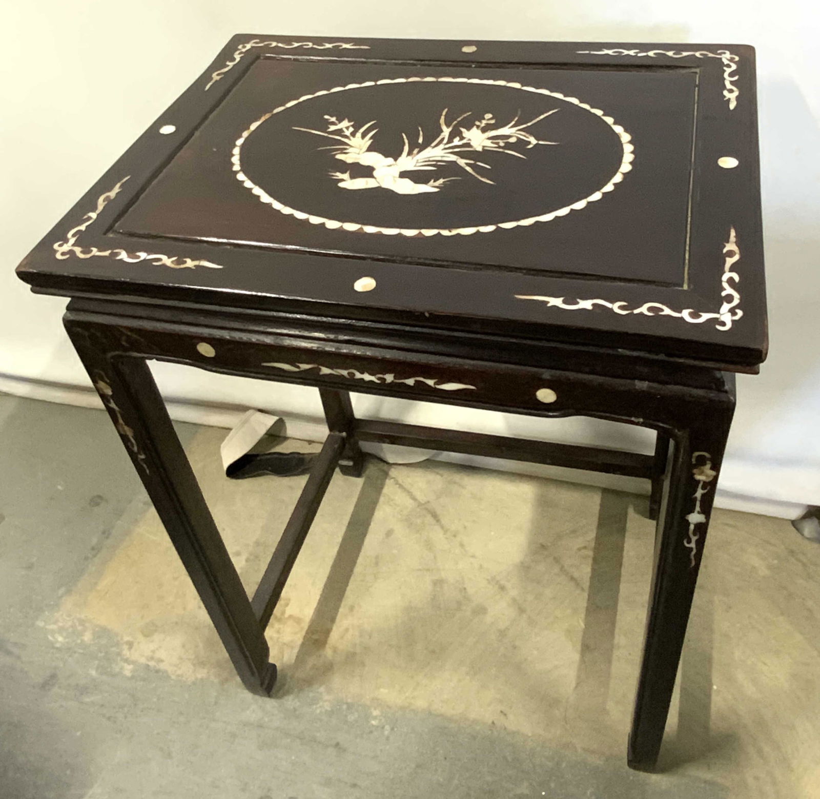 Vintage Shell Inlay Wooden Side Table (1 of 14)