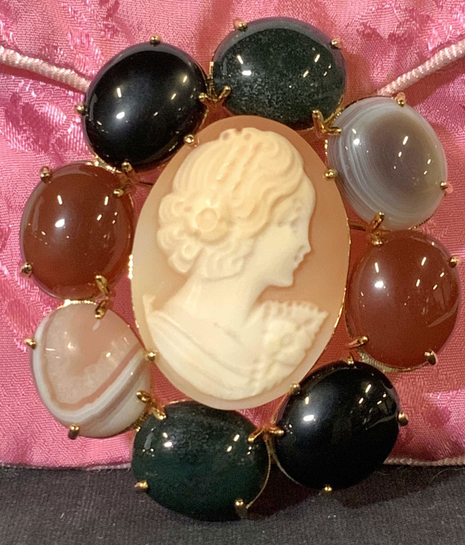 Oversized Cameo & Cabochon Brooch/Pendant (1 of 8)