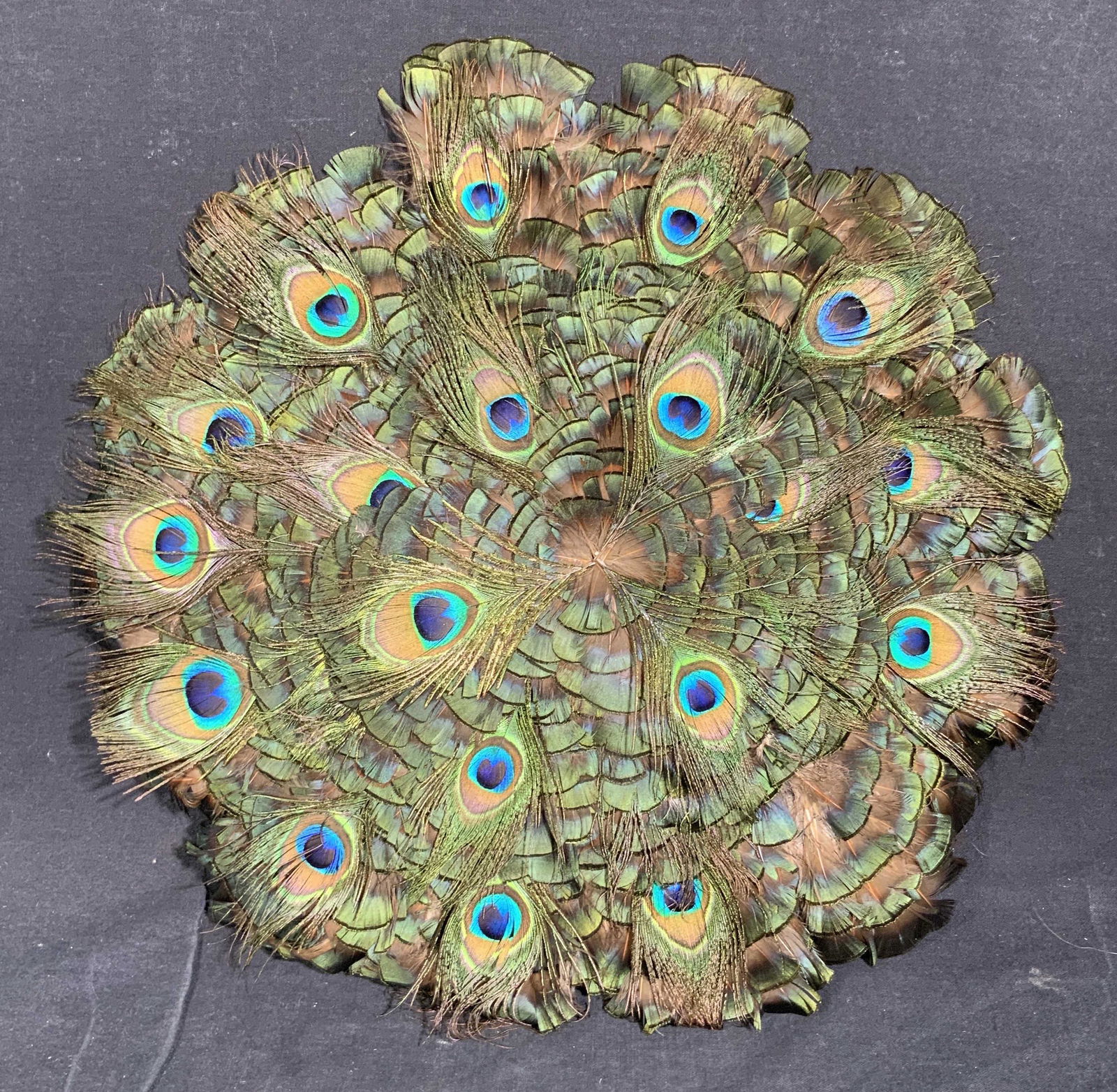 BERGDORF GOODMAN Peacock Feather Ornament (1 of 11)