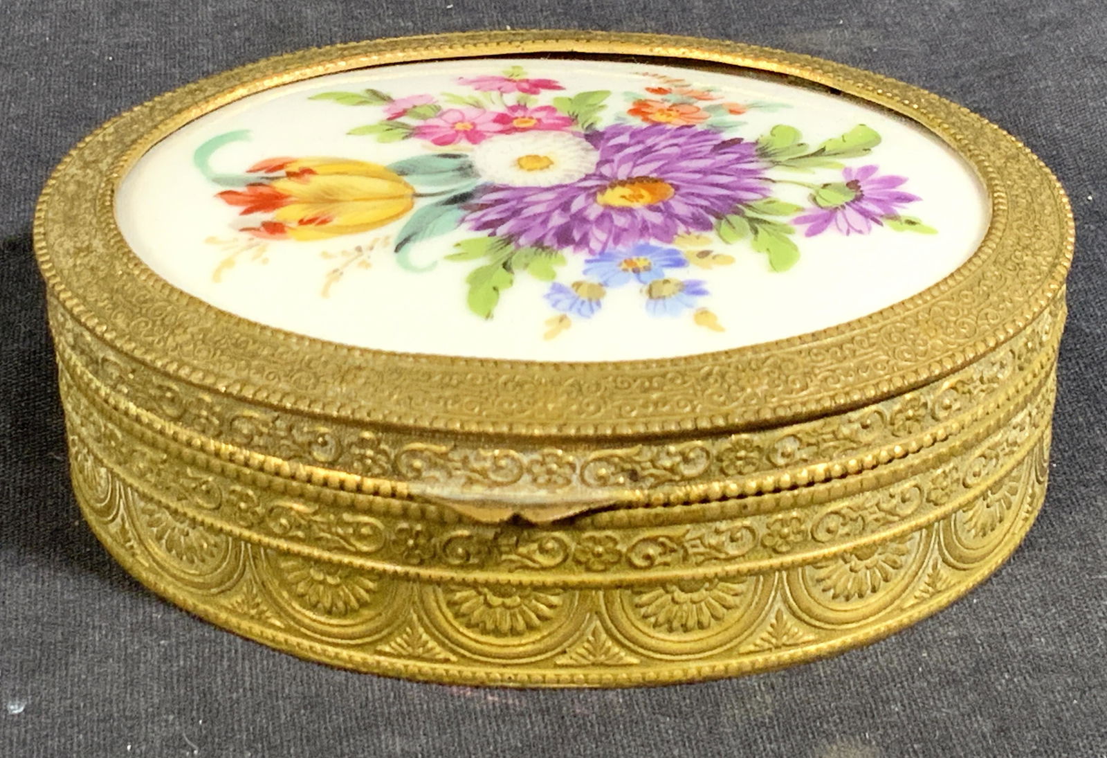 Antique French Porcelain & Bronze Trinket Box (1 of 11)