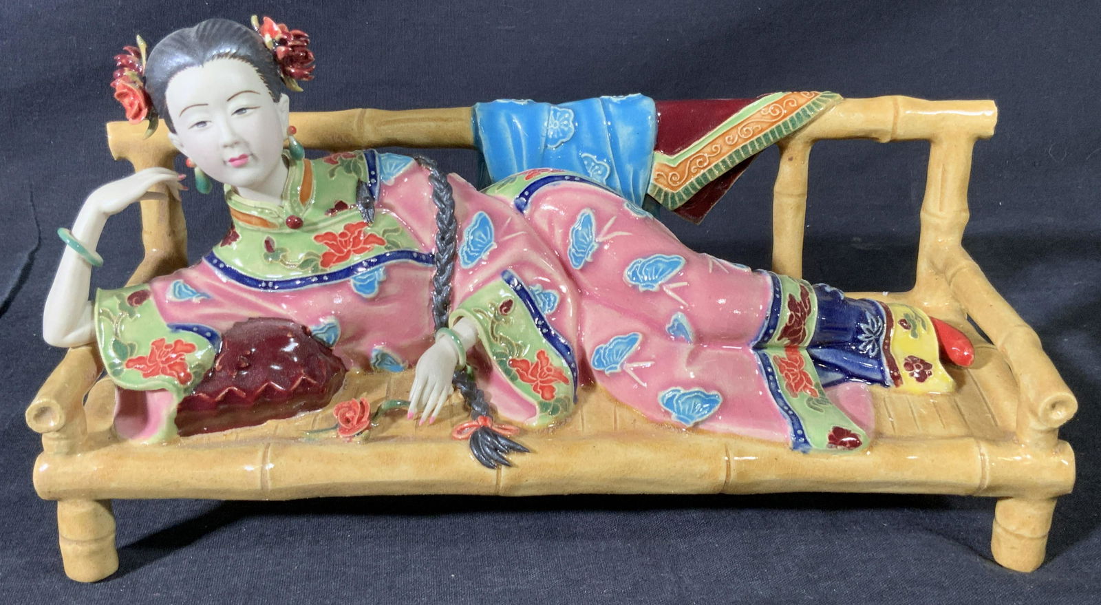 Vntg Signed Ceramic Reclining Asian Female Figural (1 of 15)