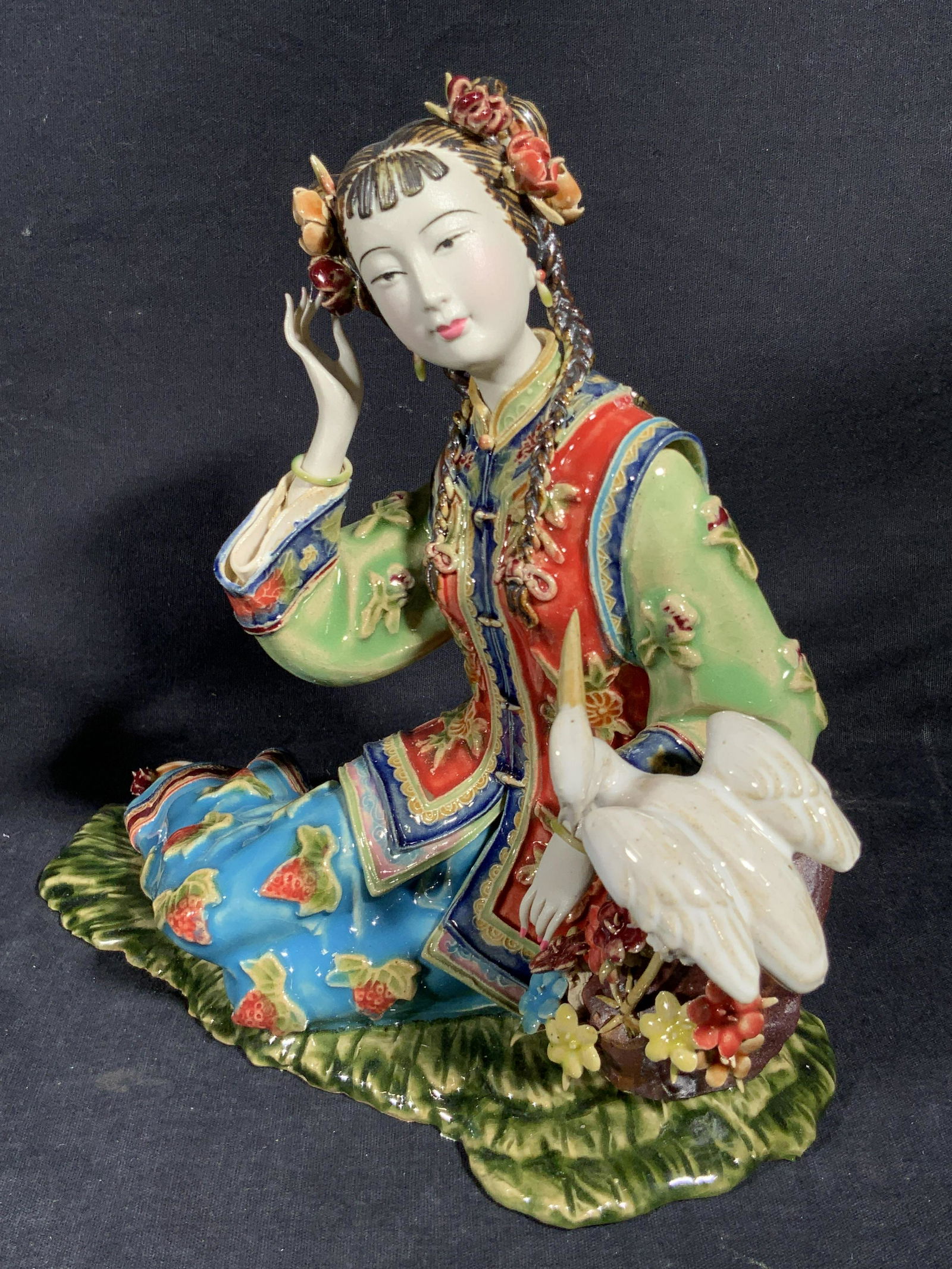 Vntg Signed Asian Ceramic Female & Crane Figural (1 of 18)