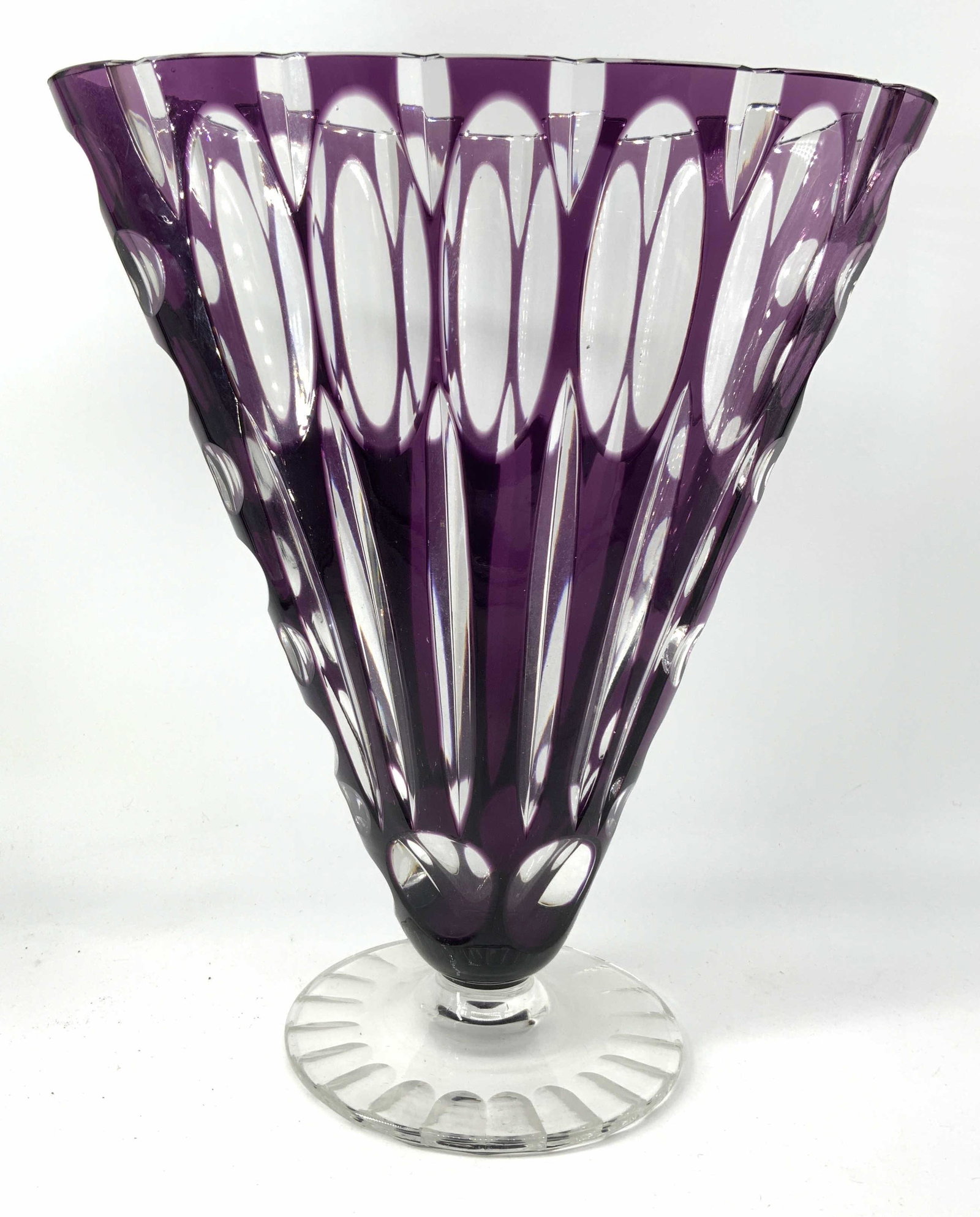 Amethyst Crystal Cut to Clear Vase (1 of 11)