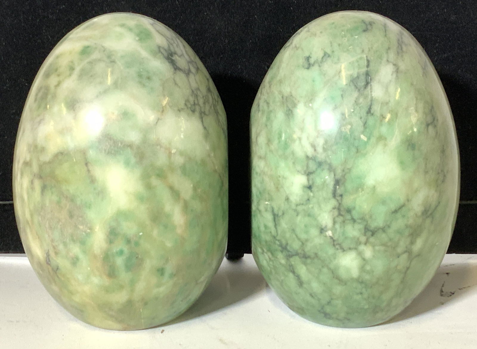 Pair Natural Stone Dinosaur Egg Style Bookends (1 of 9)