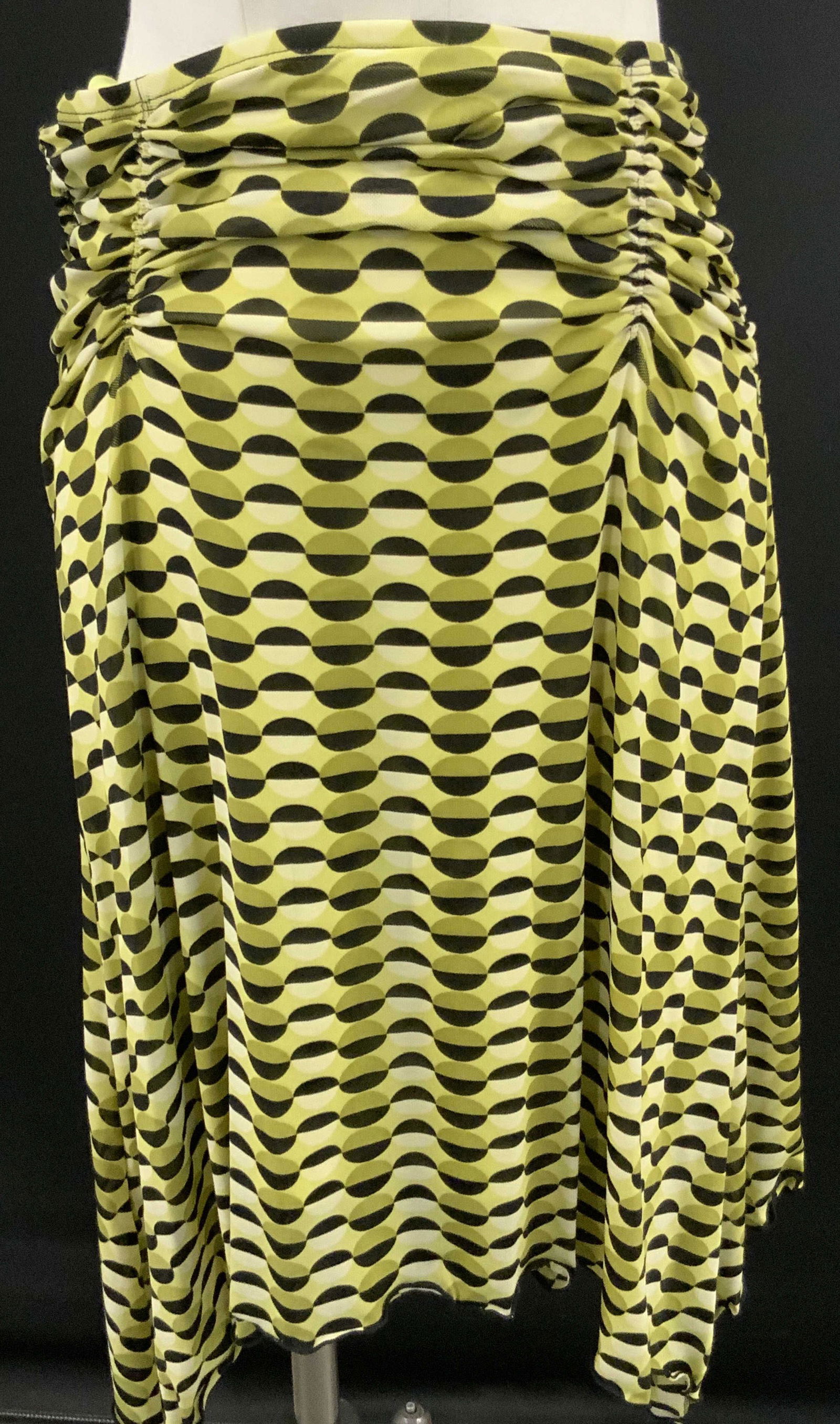 Lot 3 Patterned Ladies Skirts & Chunky Cardigan (1 of 7)