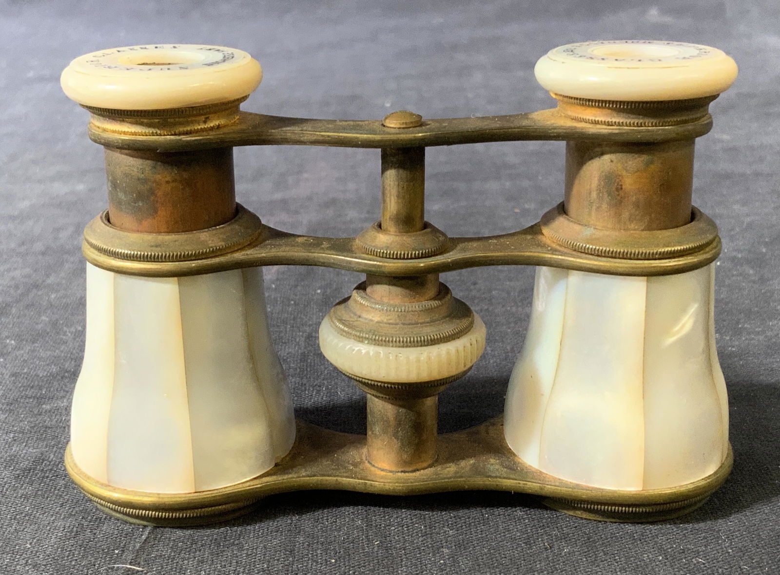 Vintage Binoculars w Case (1 of 7)