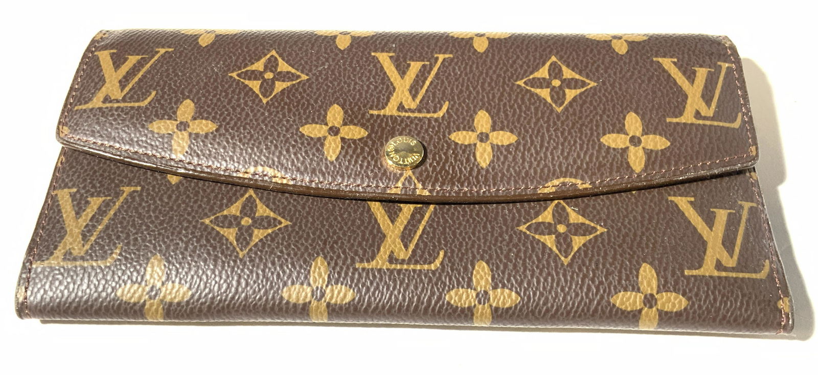 LOUIS VUITTON French Monogrammed Calfskin Wallet (1 of 10)