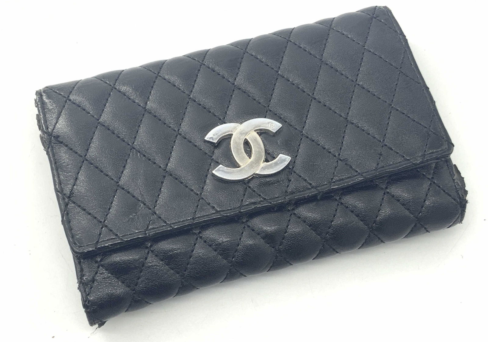 CHANEL Black Quilted Fabric Wallet (1 of 10)