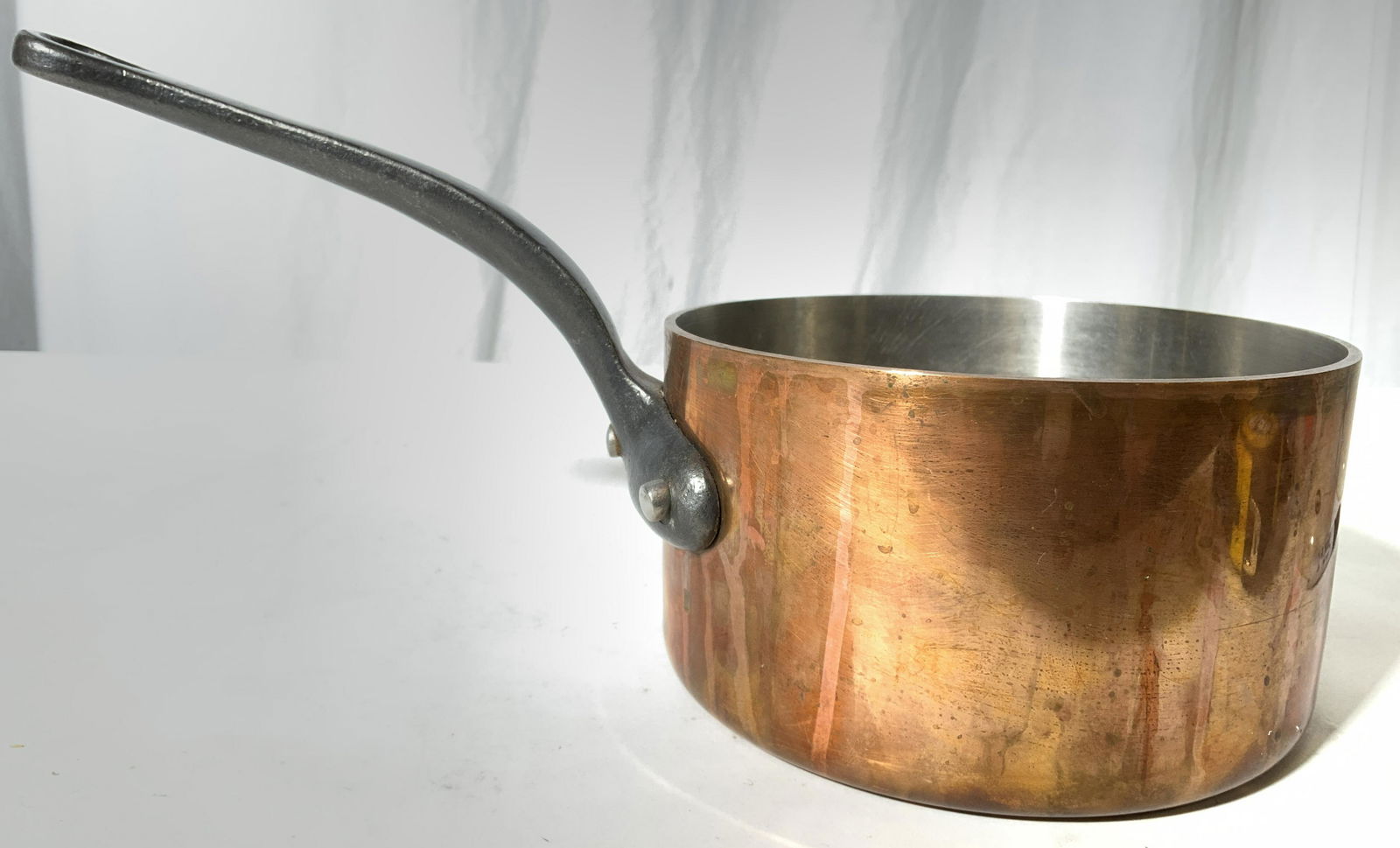 VILLEDIEU Pot W Copper White Metal & Iron Handle (1 of 7)