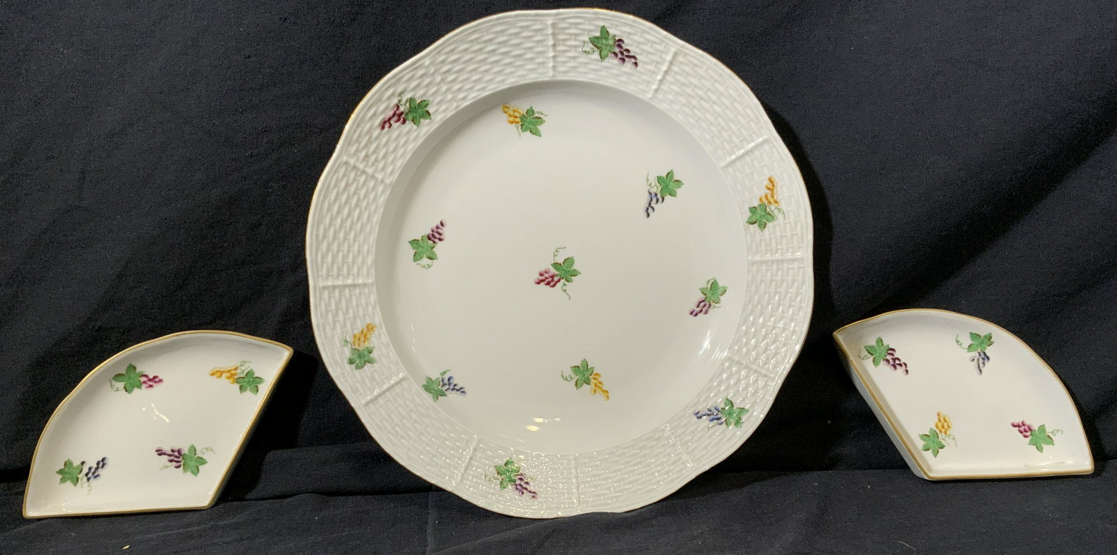 HEREND HUNGARY Sign Hand Painted Porcelain Dishes (1 of 12)