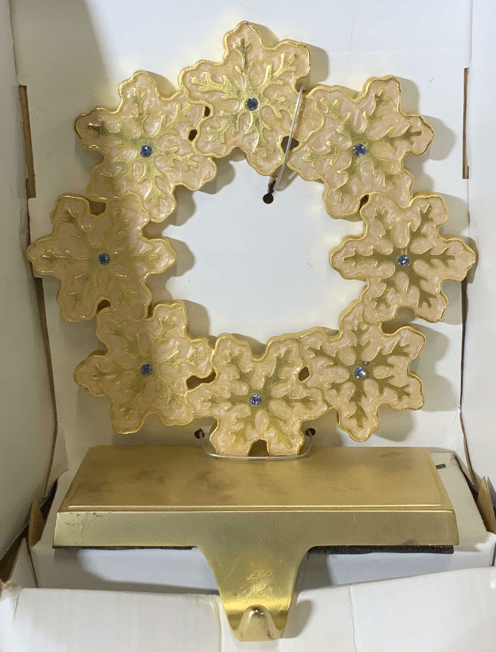 Snowflake Enameled Goldtone Stocking Hook (1 of 6)