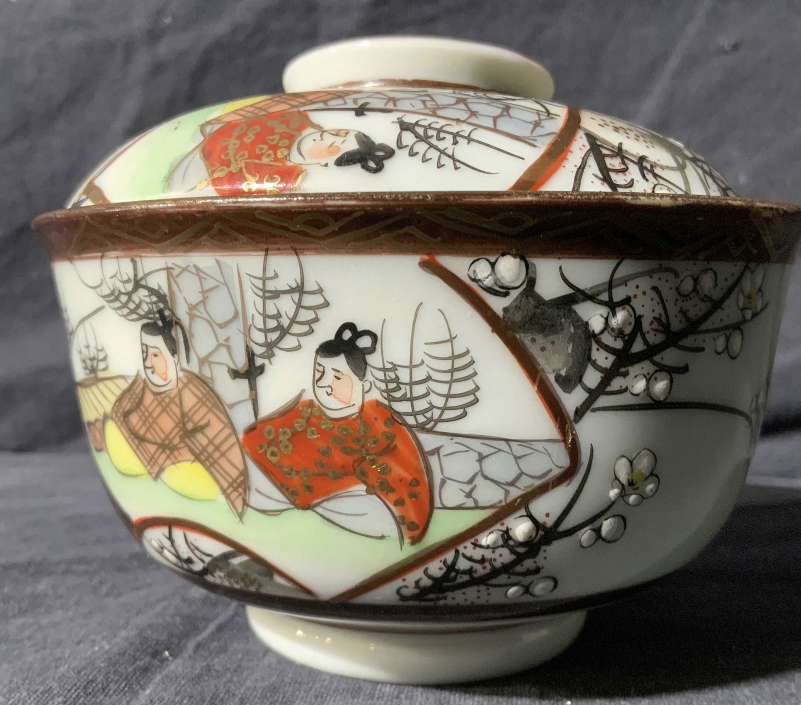 Signed Lidded Kutani Soup or Rice Bowl (1 of 8)