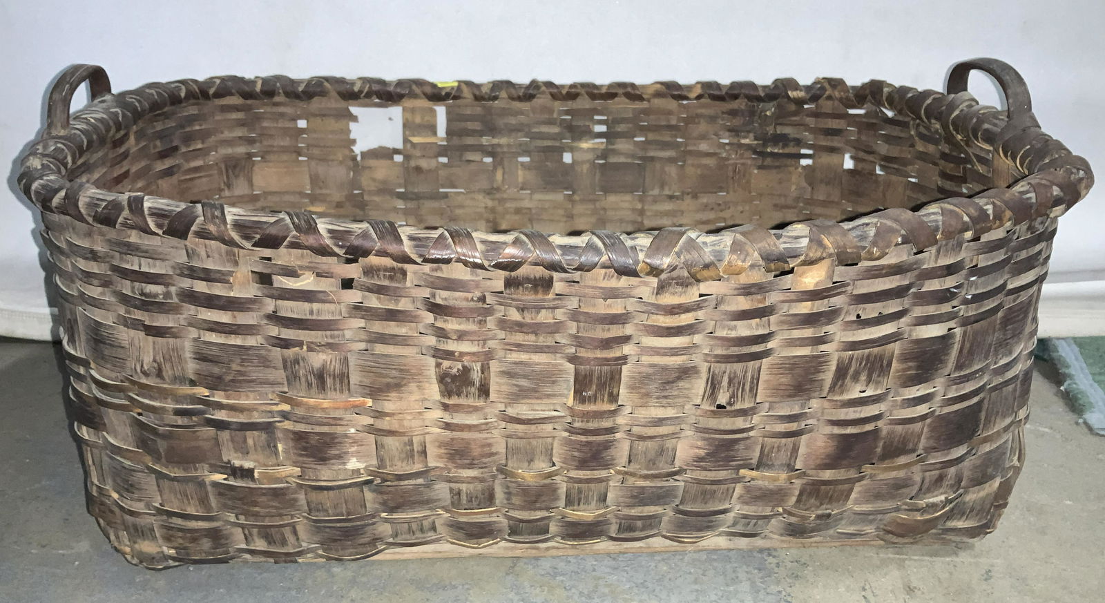 Antique Woven Wicker Basket w Handles (1 of 6)