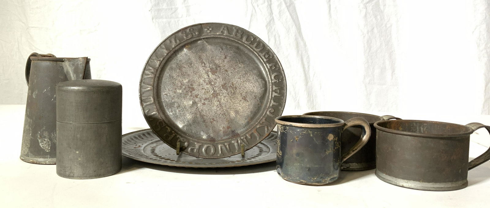 Group lot 7 Vintage Metal Tabletop Accessories (1 of 11)