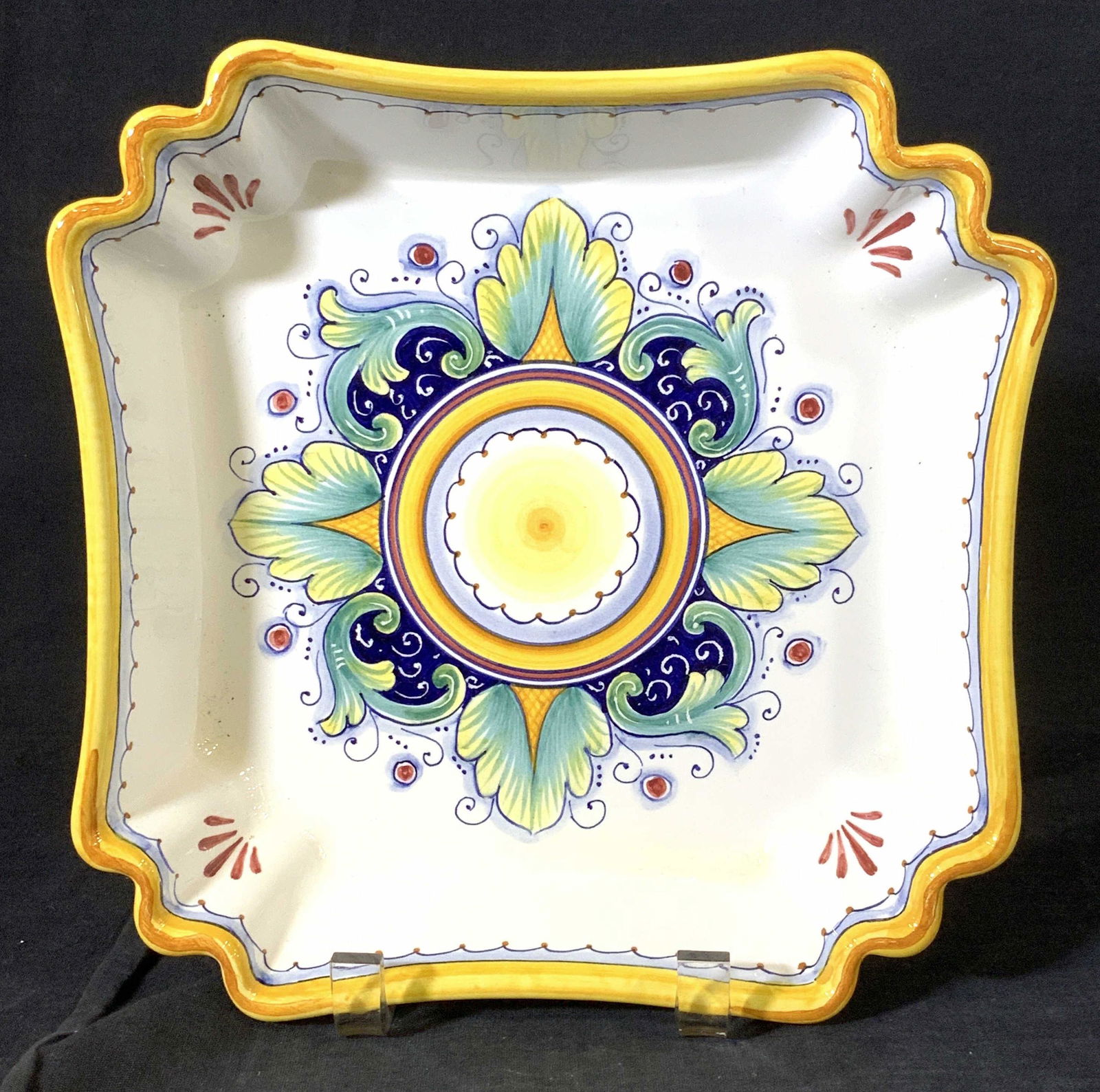 Floral Ceramic Deruta Serving Dish, Italy (1 of 5)