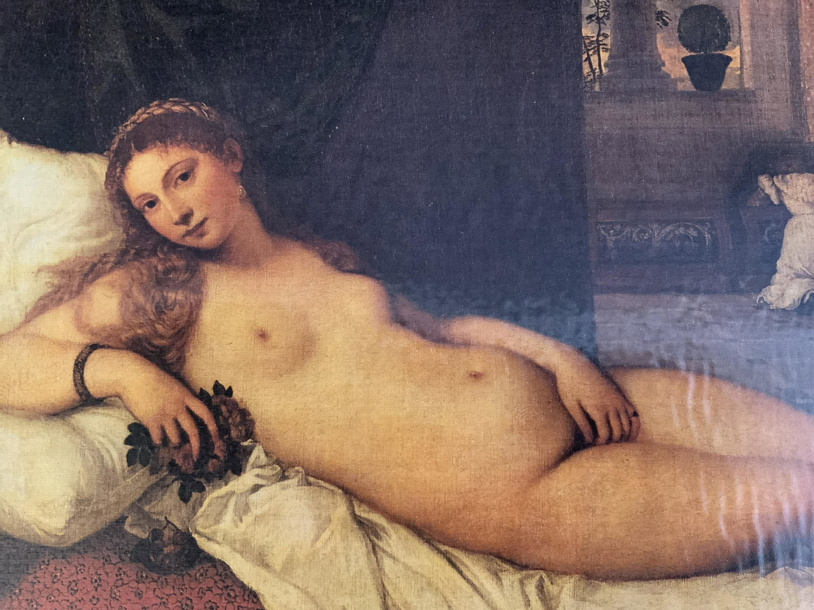 TITIAN The Venus of Urbino GiclÃ©e: TITIAN The Venus of Urbino GiclÃ©e, inscriptions to lower left read â€˜Titiziano - La Venere dâ€™Urbino - The Venus of Urbinoâ€™, inscriptions to lower right read EDIZIONI Dâ€™ART