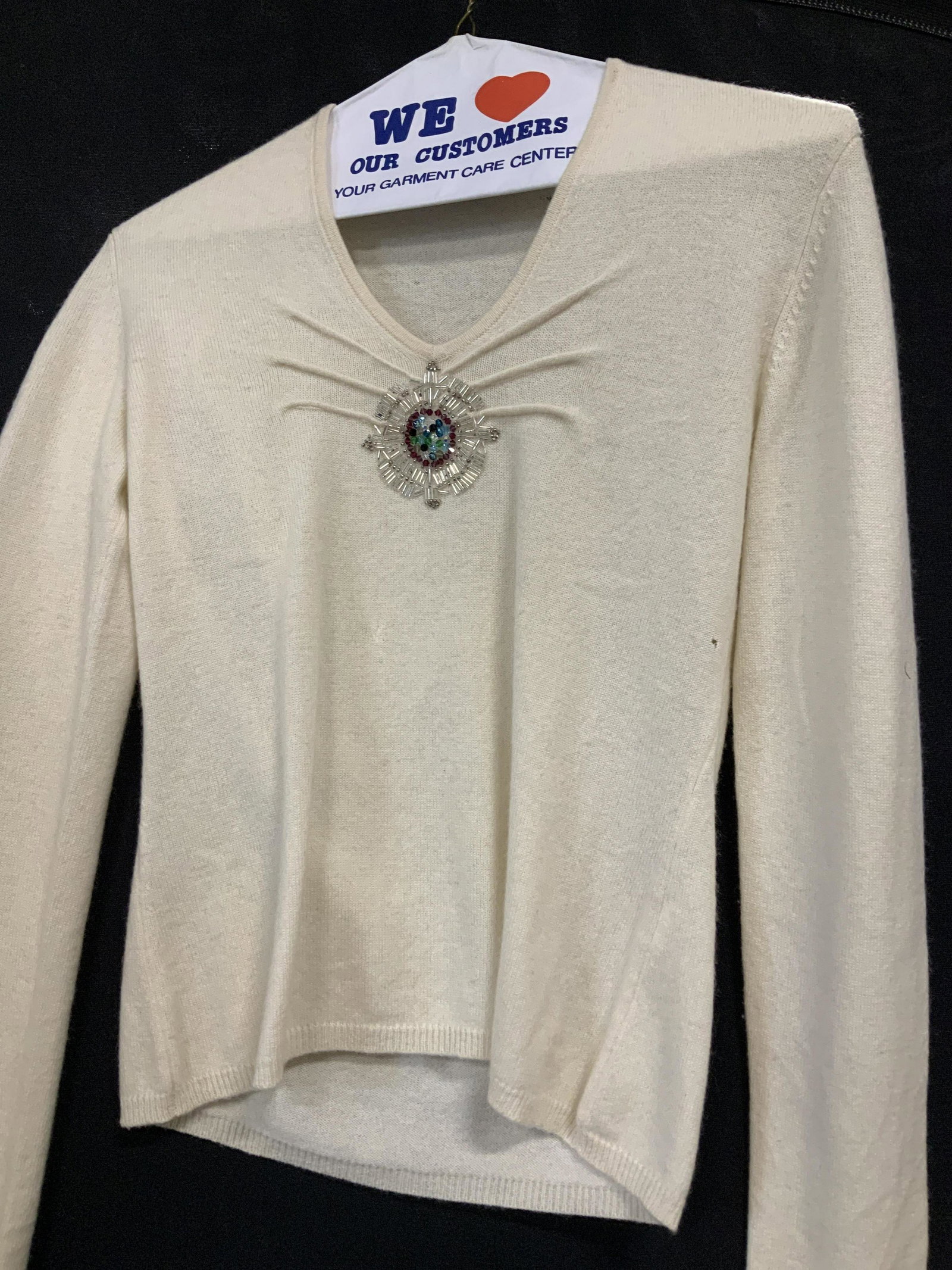 MAGASCHONI Cashmere Designer Sweater: MAGASCHONI Cashmere Designer Pullover Sweater with beaded frontside ornament. Size Small. Does have puncture near front and upper backside. needs mending. Ladies wearbles, Ladies fall fashion, casualw