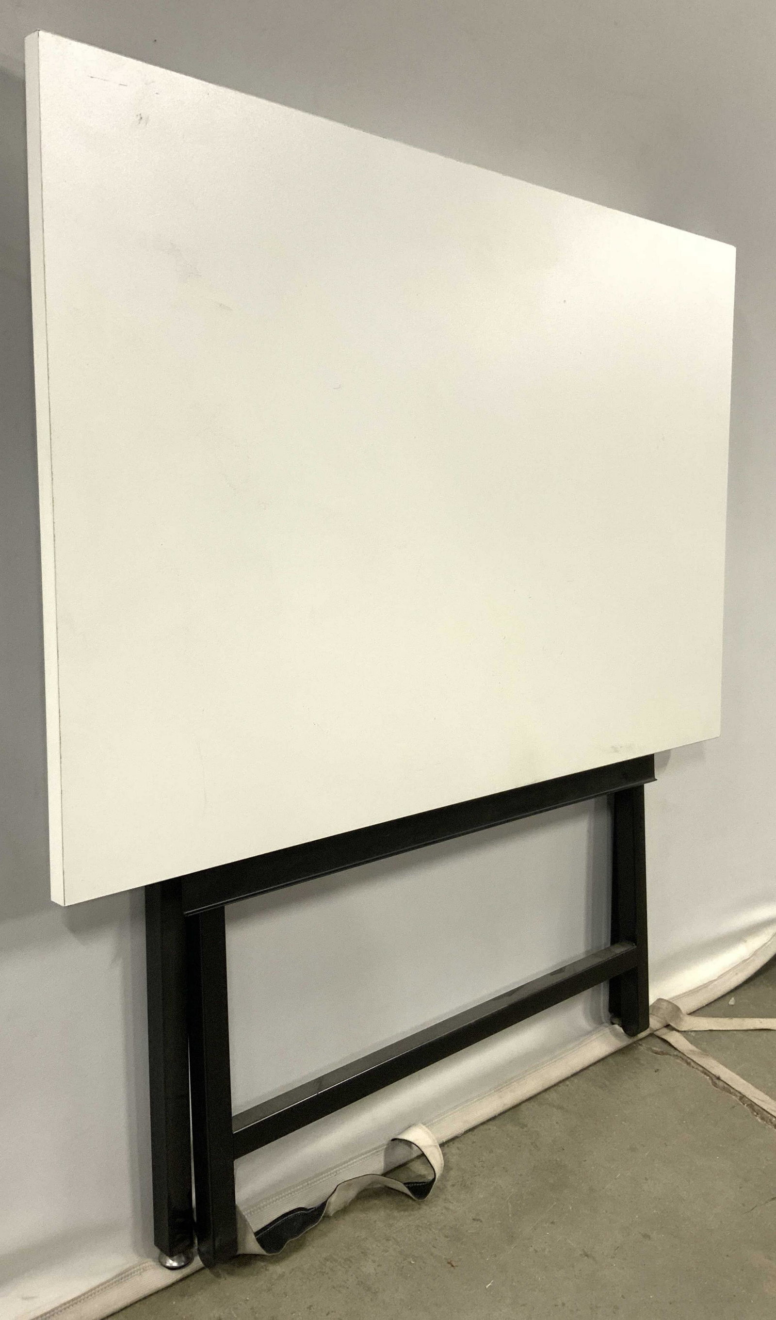 Work Table W Metal Base (1 of 7)