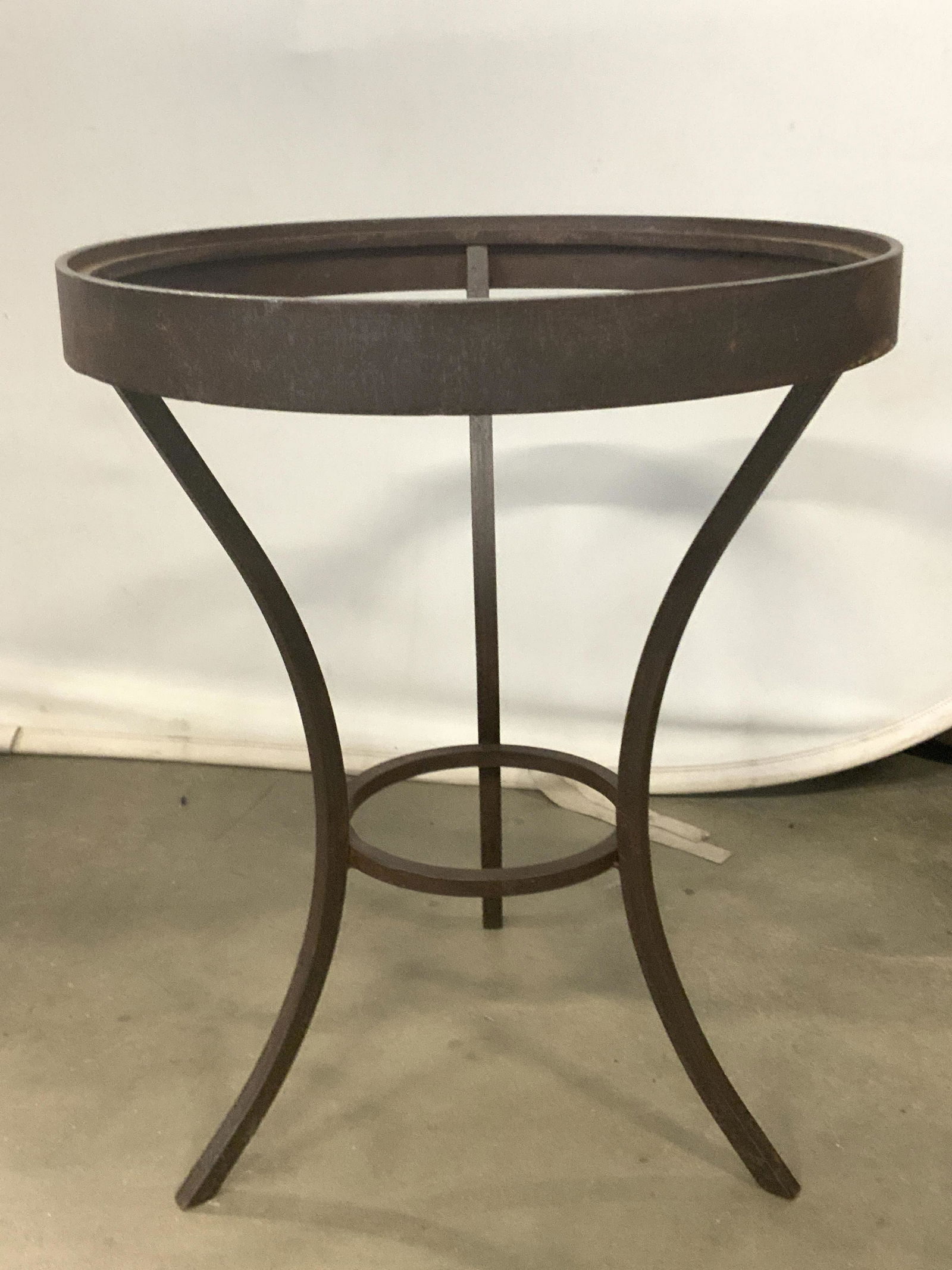 Vintage Iron Circular End Table (1 of 11)
