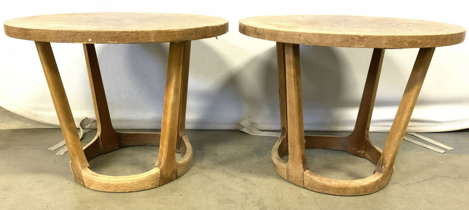 Pair LANE Furniture MCM Side Tables (1 of 10)