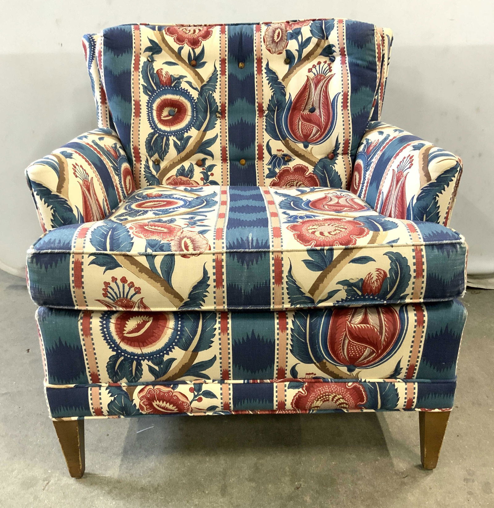Vntg Tufted Back Armchair W Floral Detailed Fabric (1 of 11)