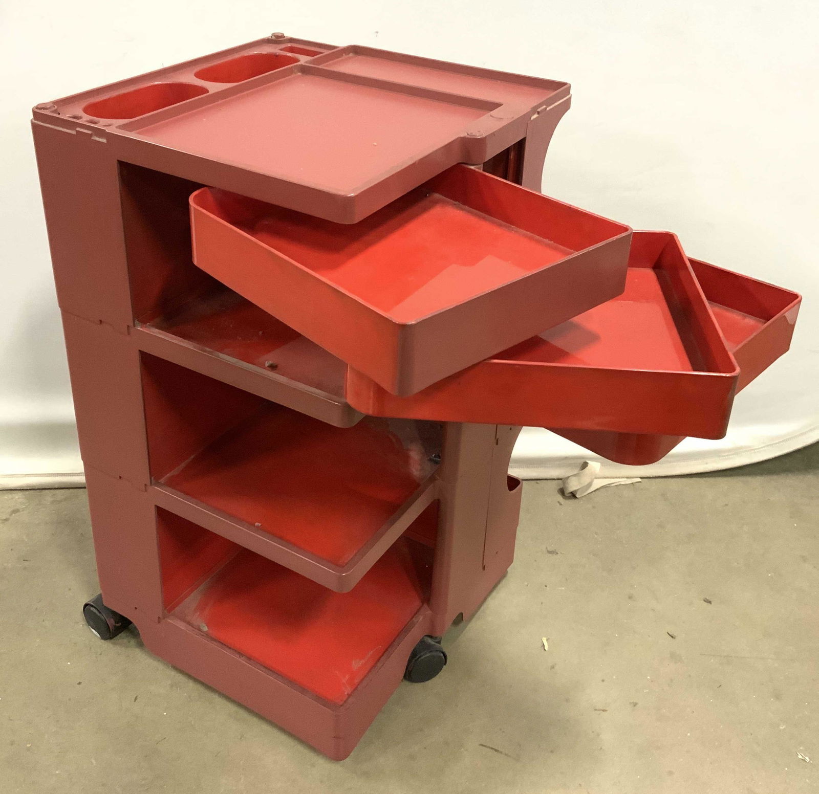 BOBY Portable Storage System by JOE COLOMBO (1 of 11)