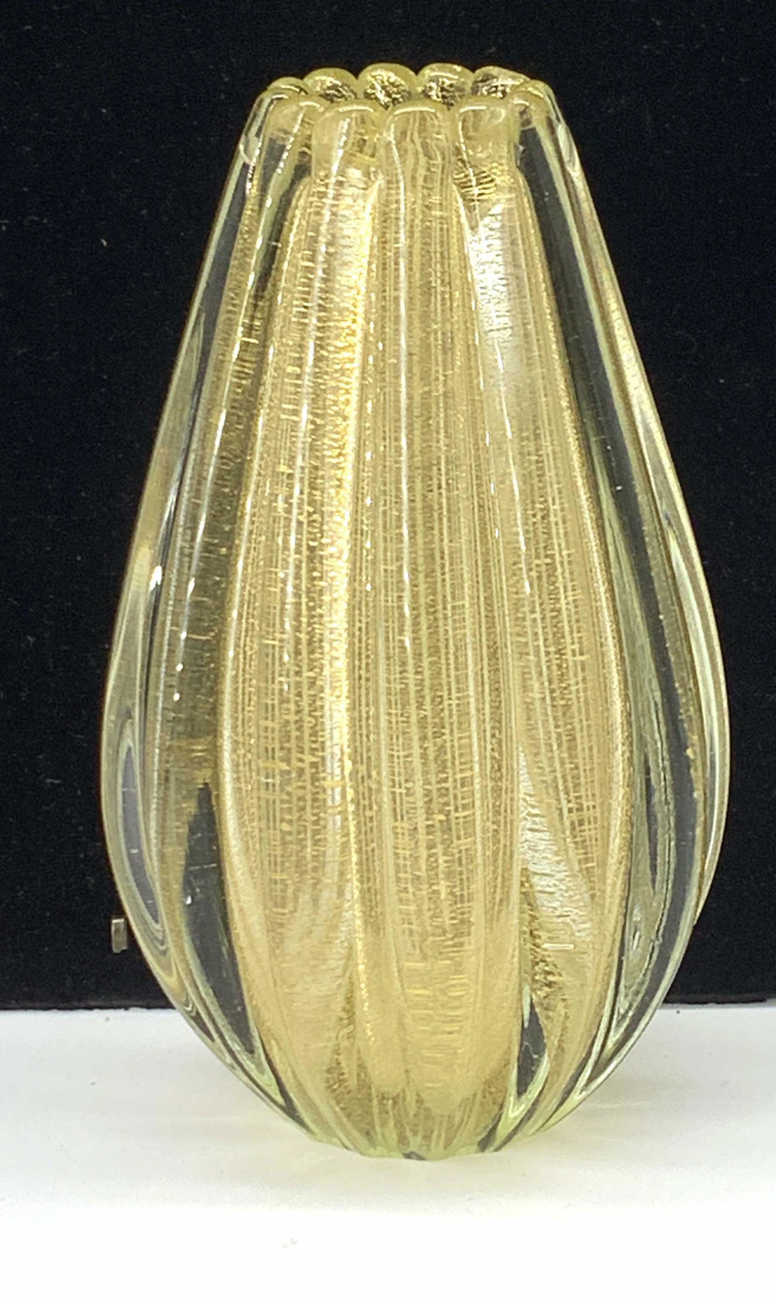 MURANO Gold Flake Ribbed Glass Vase (1 of 10)