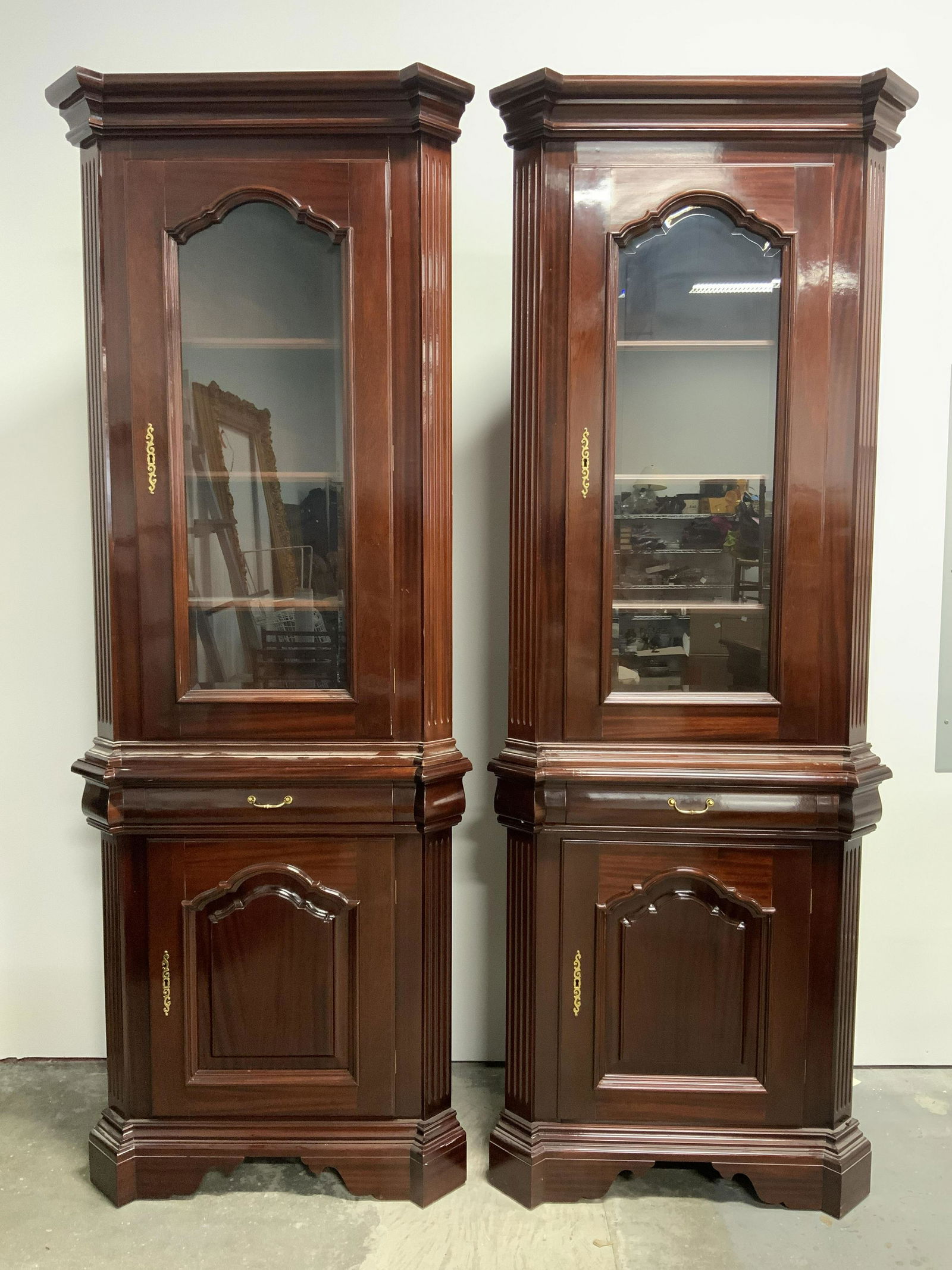 Pair Vntg Wooden Corner Cabinets (1 of 10)