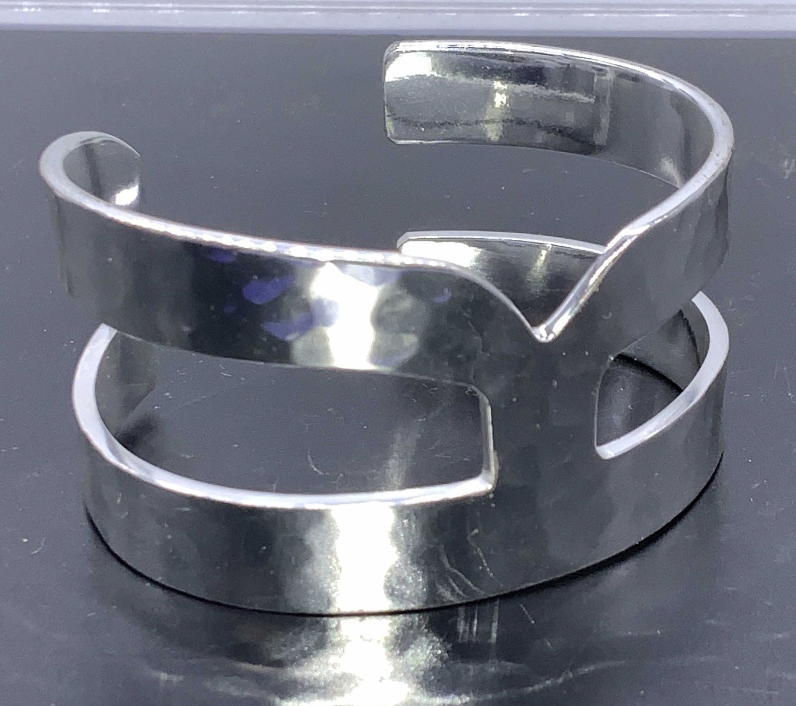 RLMorris Hammered Silver Plated Cuff Bracelet (1 of 6)