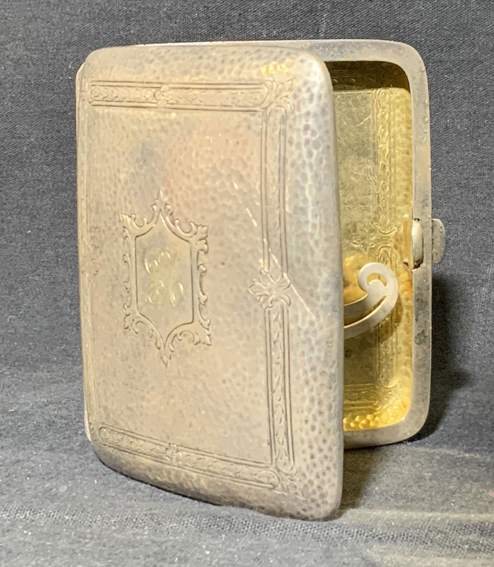 W M CO Monogrammed Cigarette / Card Case (1 of 4)