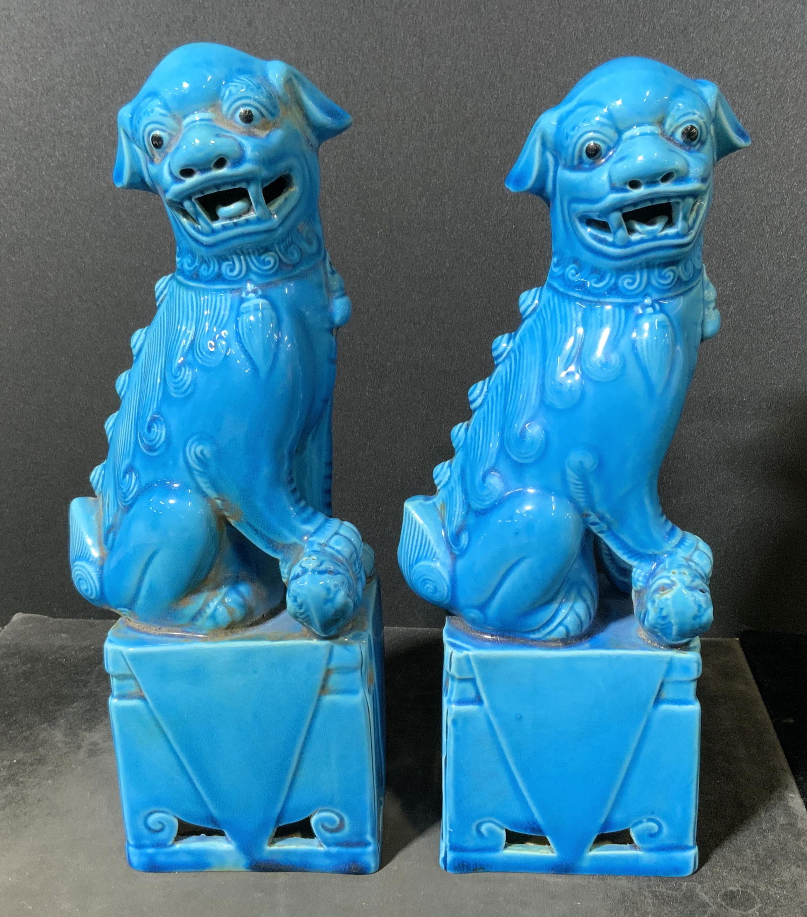 Lot 2 Blue Glazed Ceramic Fu Dogs (1 of 10)