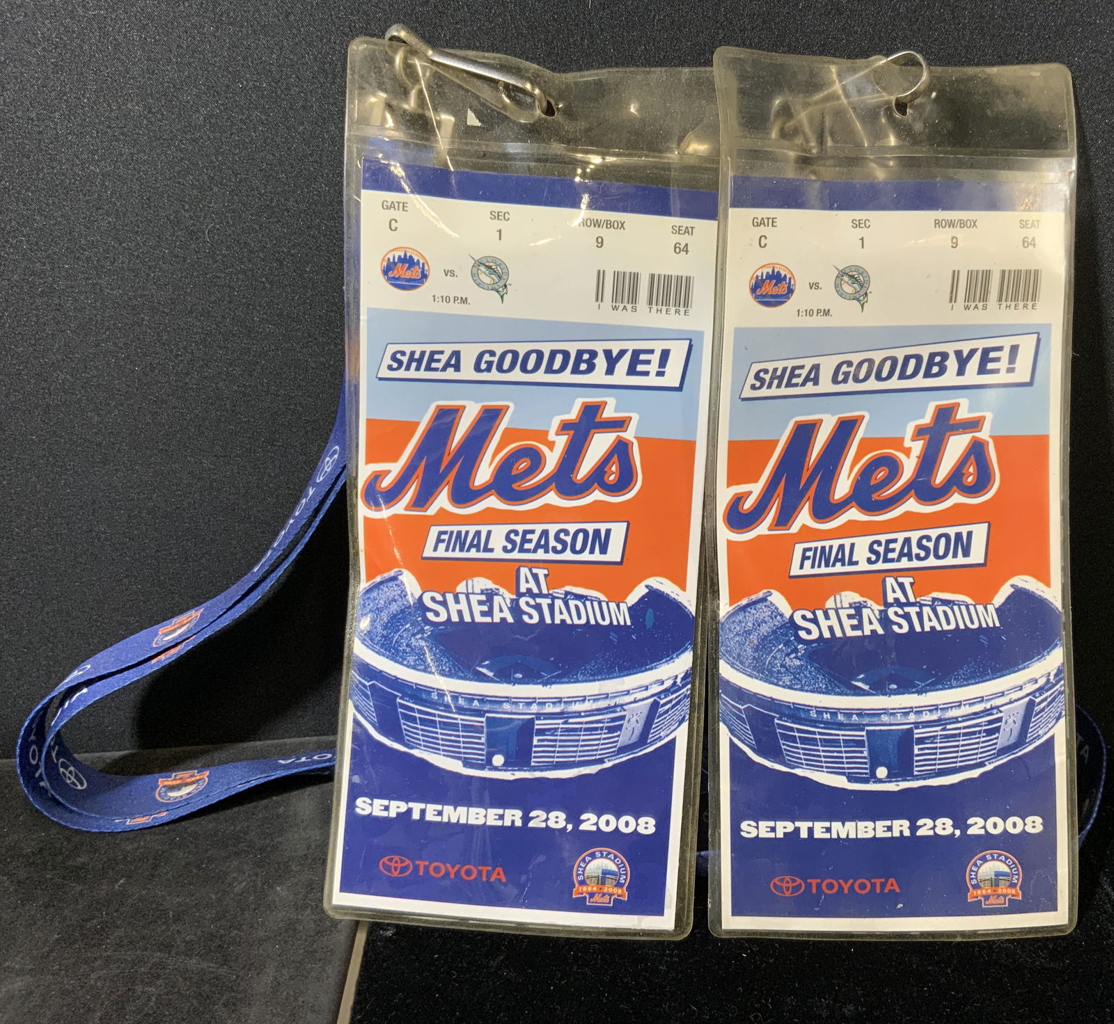 Lot 2 NY METS FINAL Season Lanyards w Tickets (1 of 8)