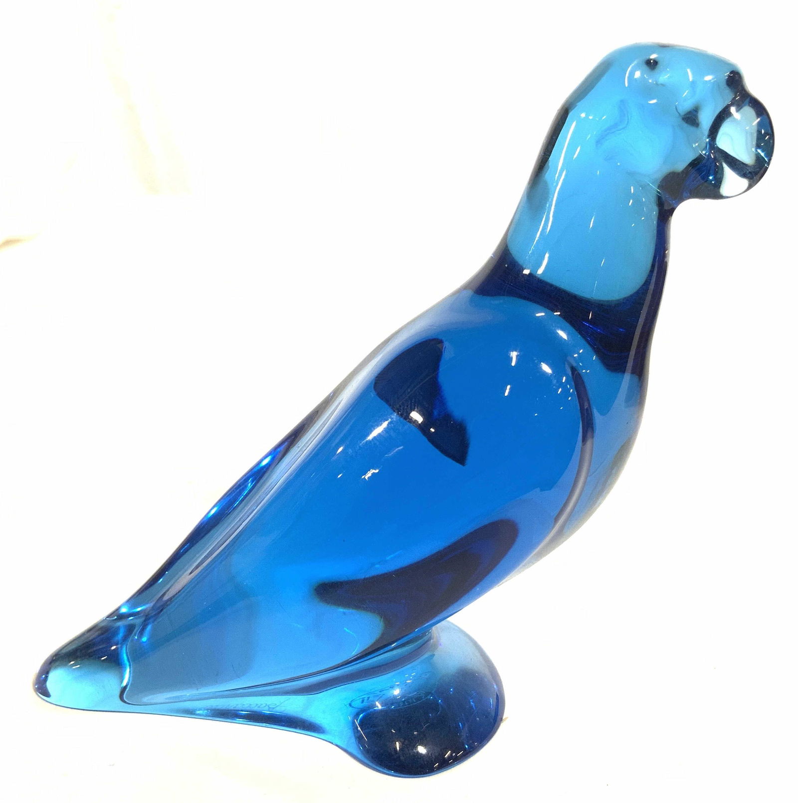 BACCARAT Blue Crystal Parrot Paperweight (1 of 10)