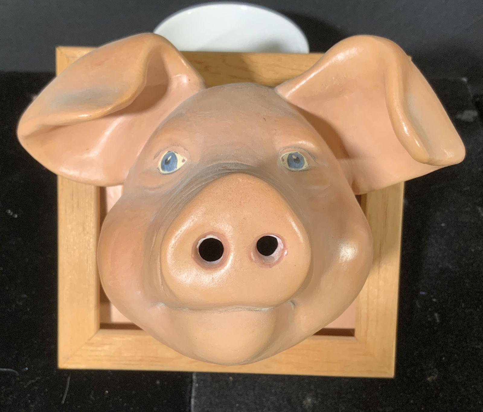 Hand Painted Pigs Head Decorative Accessories (1 of 5)