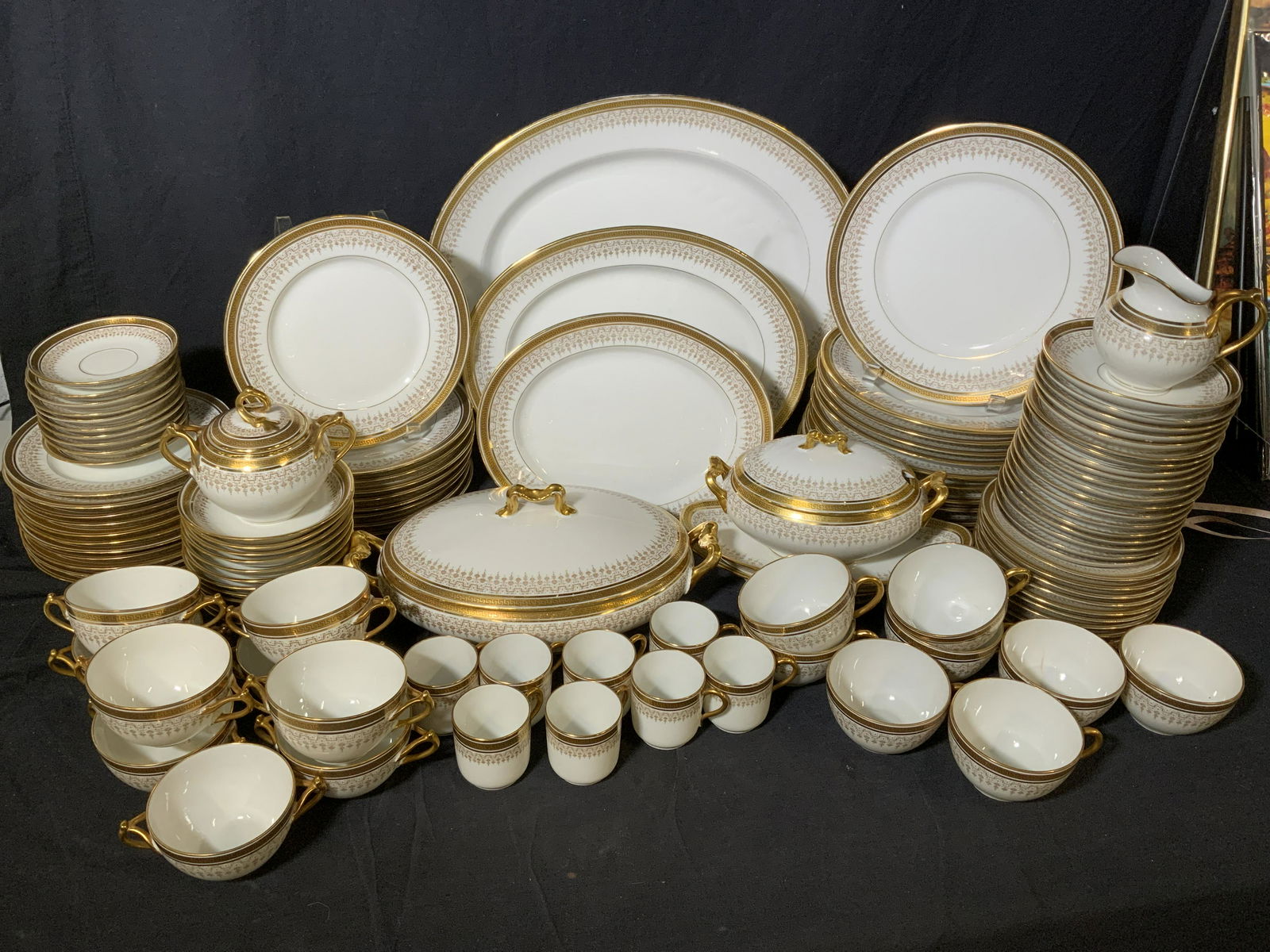 Large Grp Lot L. BERNARDAUD & CO LIMOGE Serving (1 of 10)