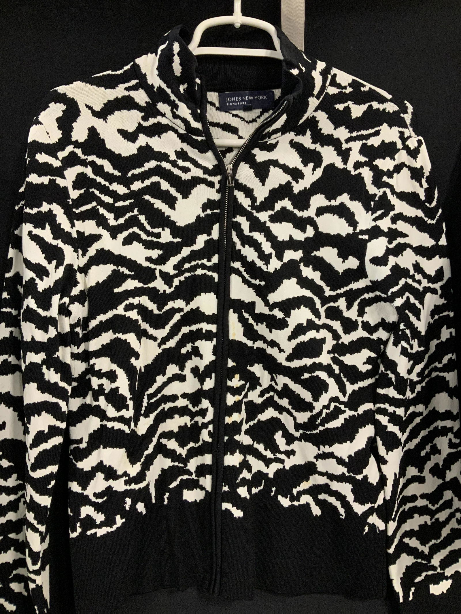 Grp 3 Zebra Print Jackets, UBU, Jones NY, P McCoy (1 of 7)