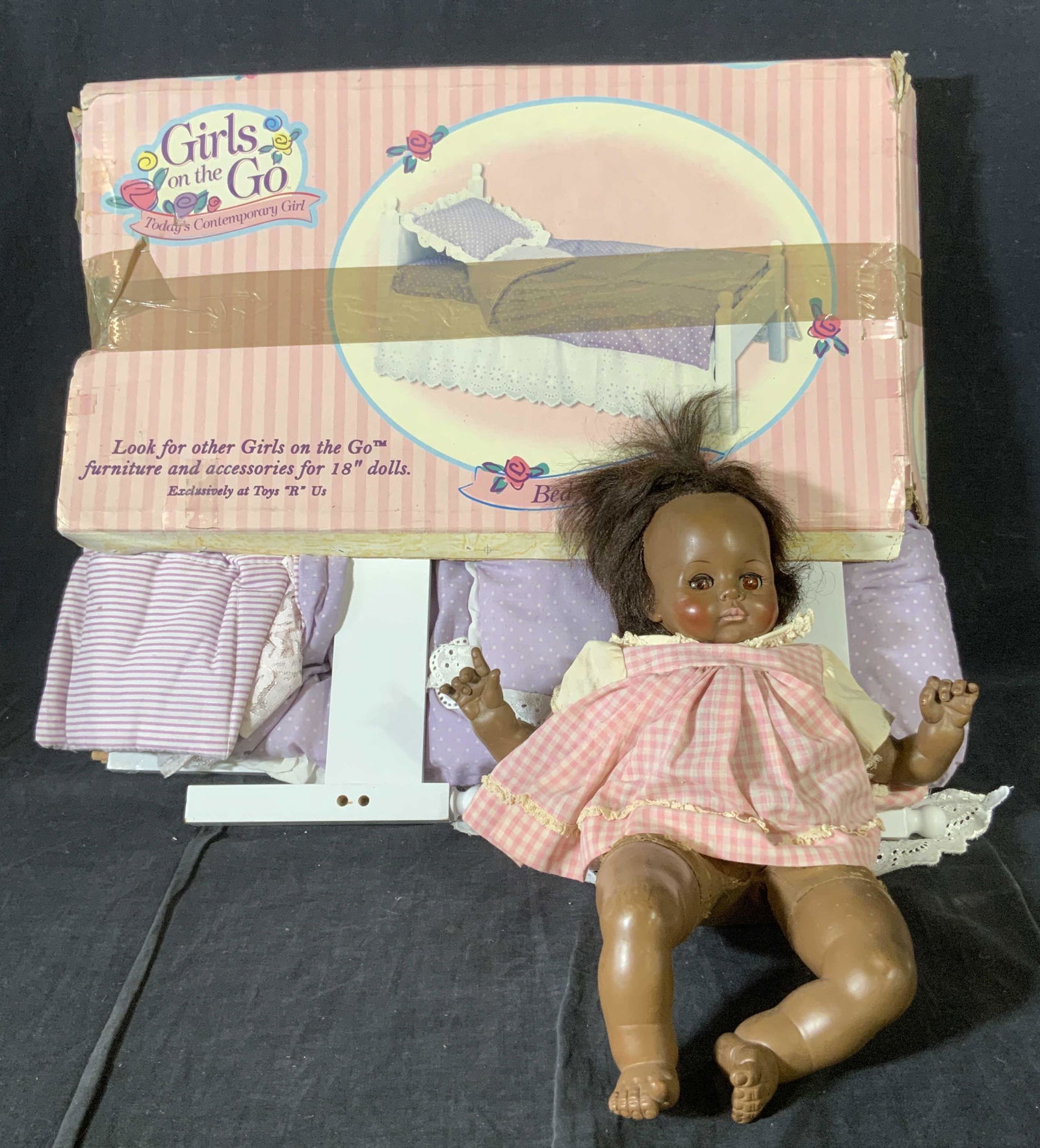 Vintage GIRLS ON THE GO Doll Bed & Doll (1 of 10)