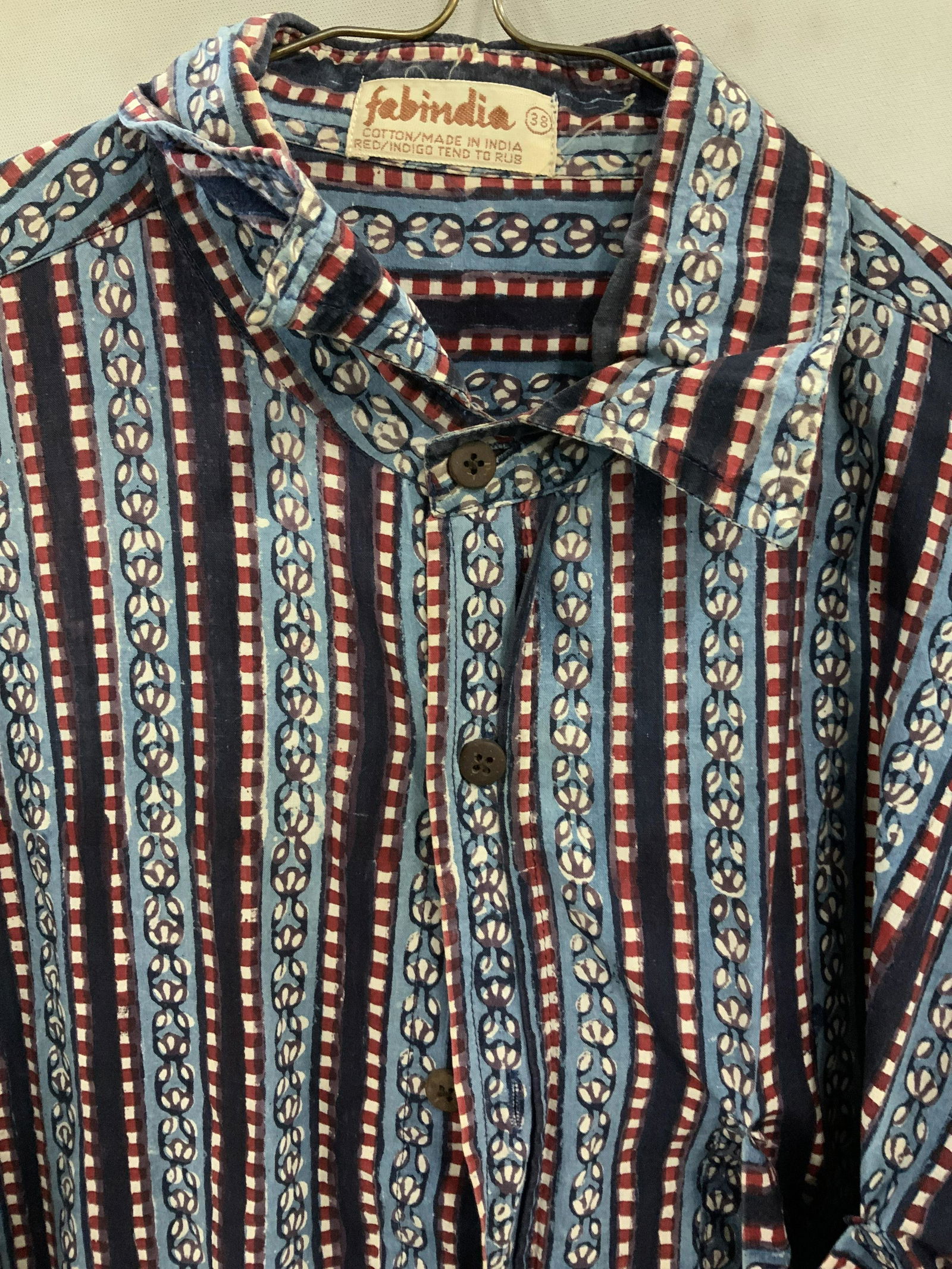 Grp 4 Menâ€™s Lux Robert Graham Dress Shirts, more (1 of 11)