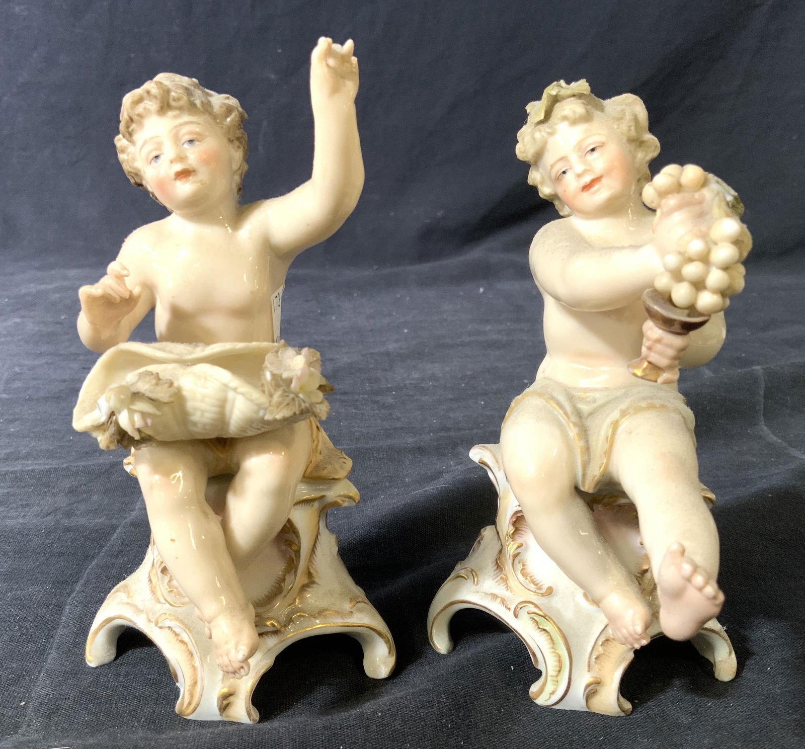 Lot 2 Trademarked Porcelain Cherub Figures (1 of 11)