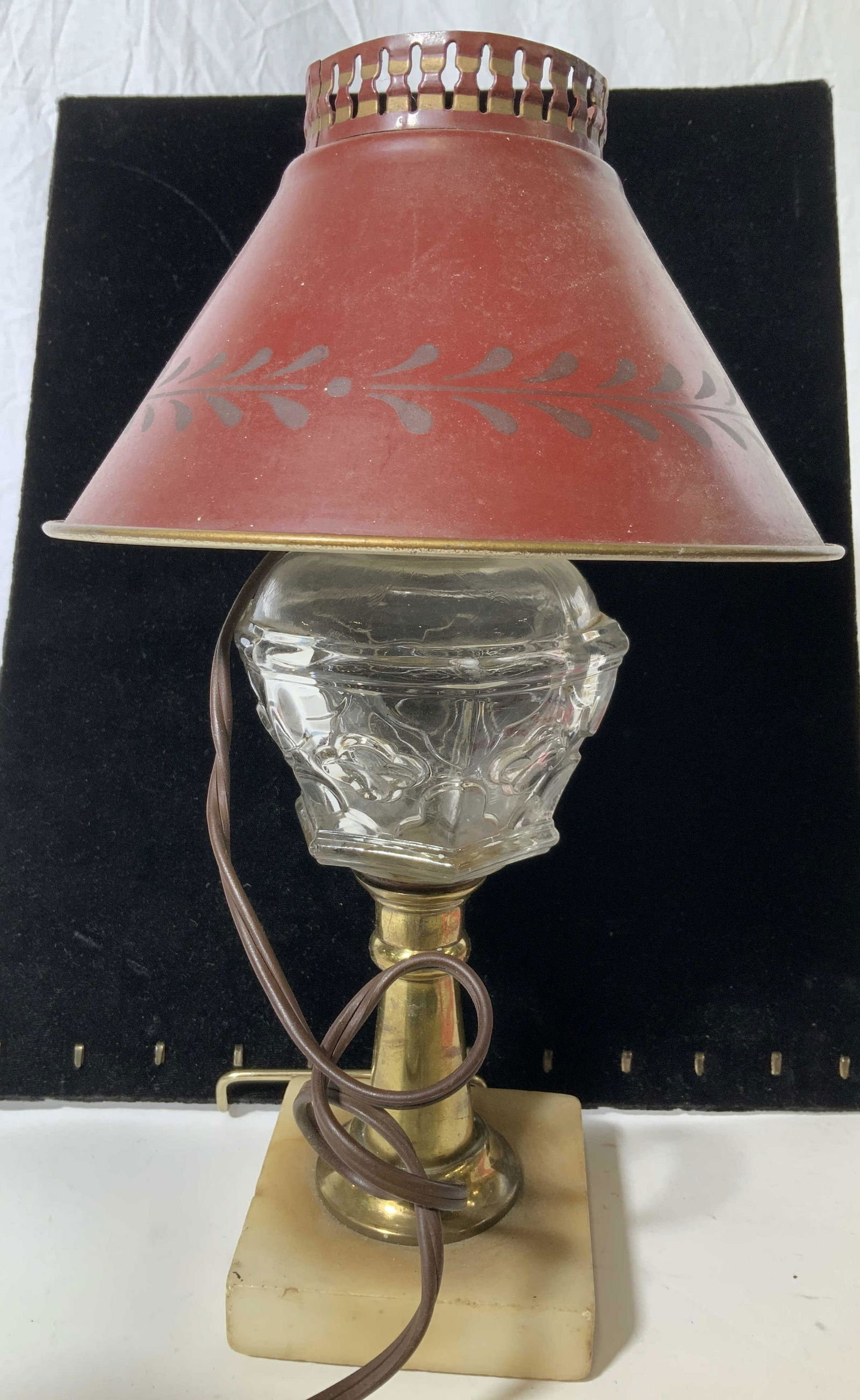 Desktop Tole Lamp (1 of 7)