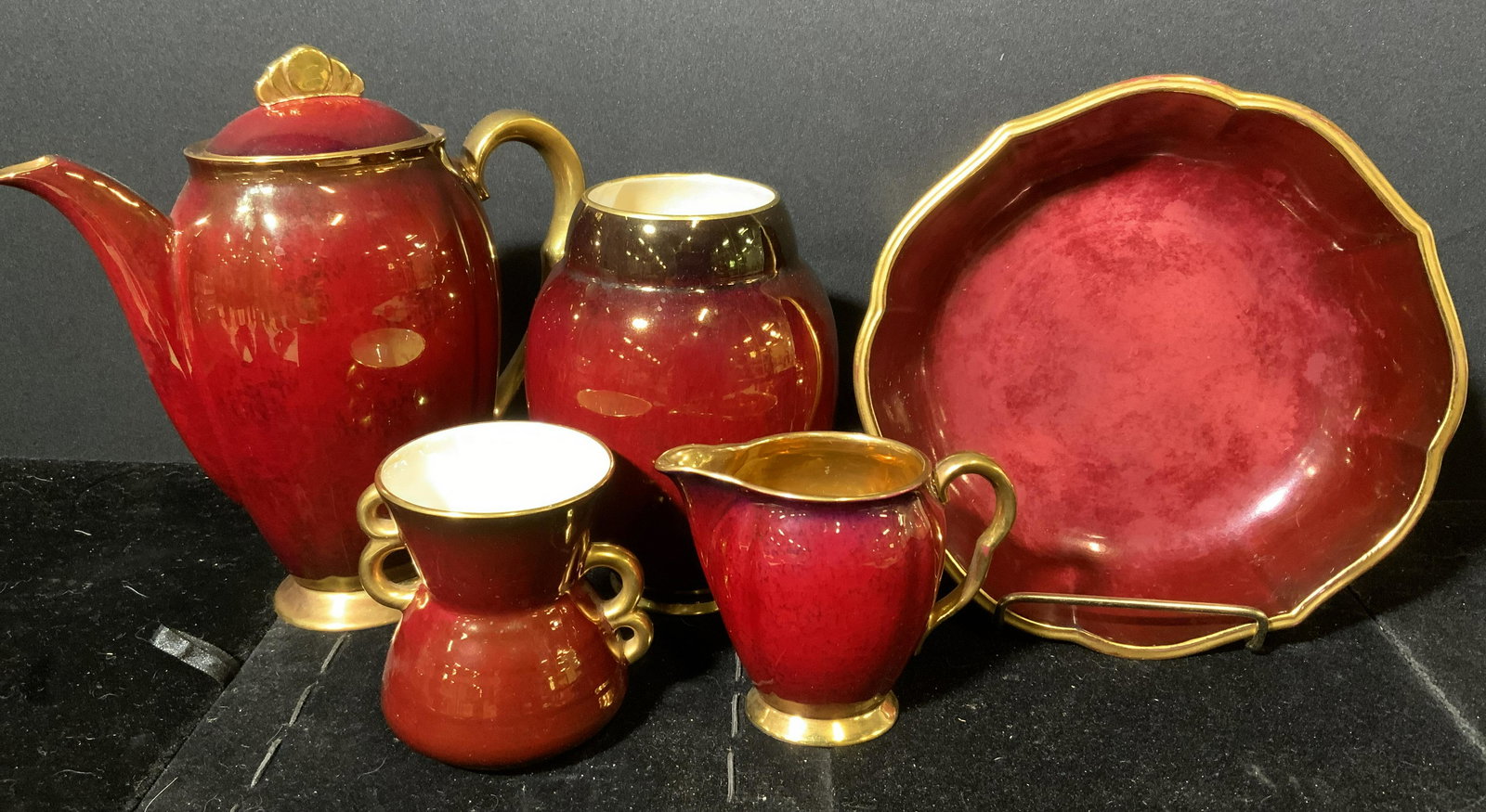 6 pc CARLTON WARE ROYAL ROUGE Set (1 of 6)