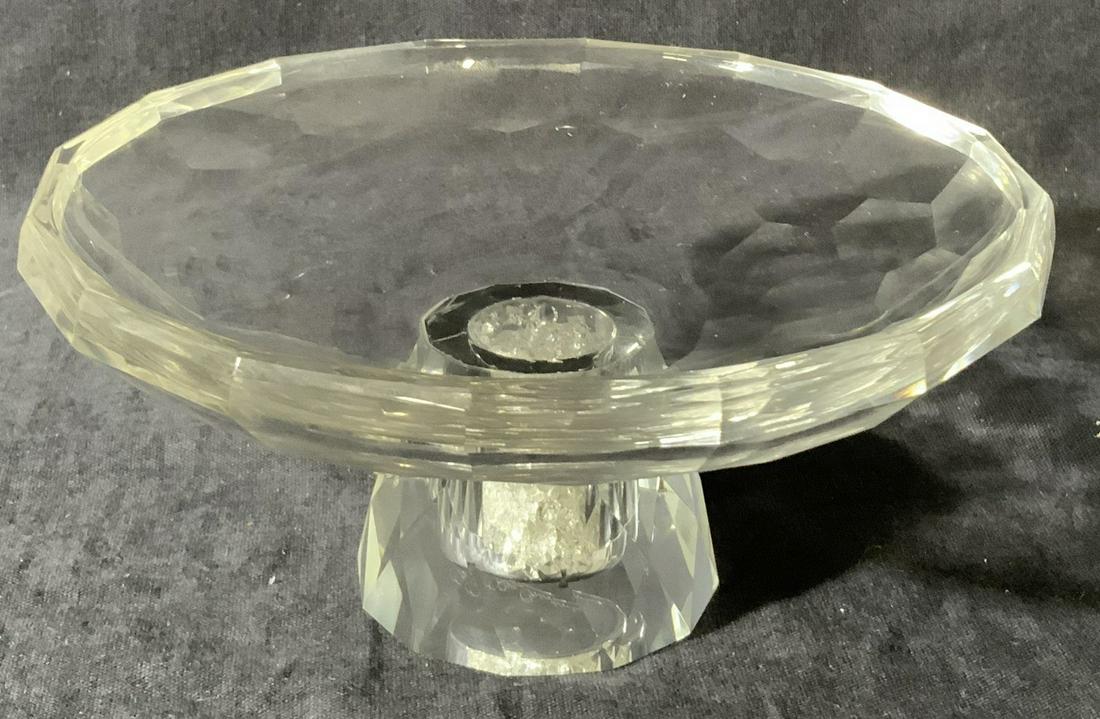Glass Stand With Faux Gemstone Filled Base (1 of 11)