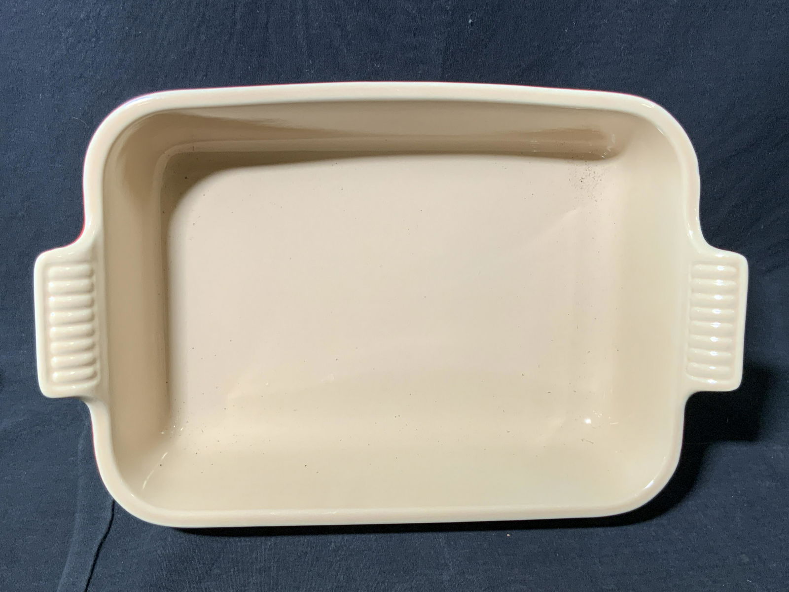 LE CREUSET Signed Ceramic Baking Dish (1 of 7)